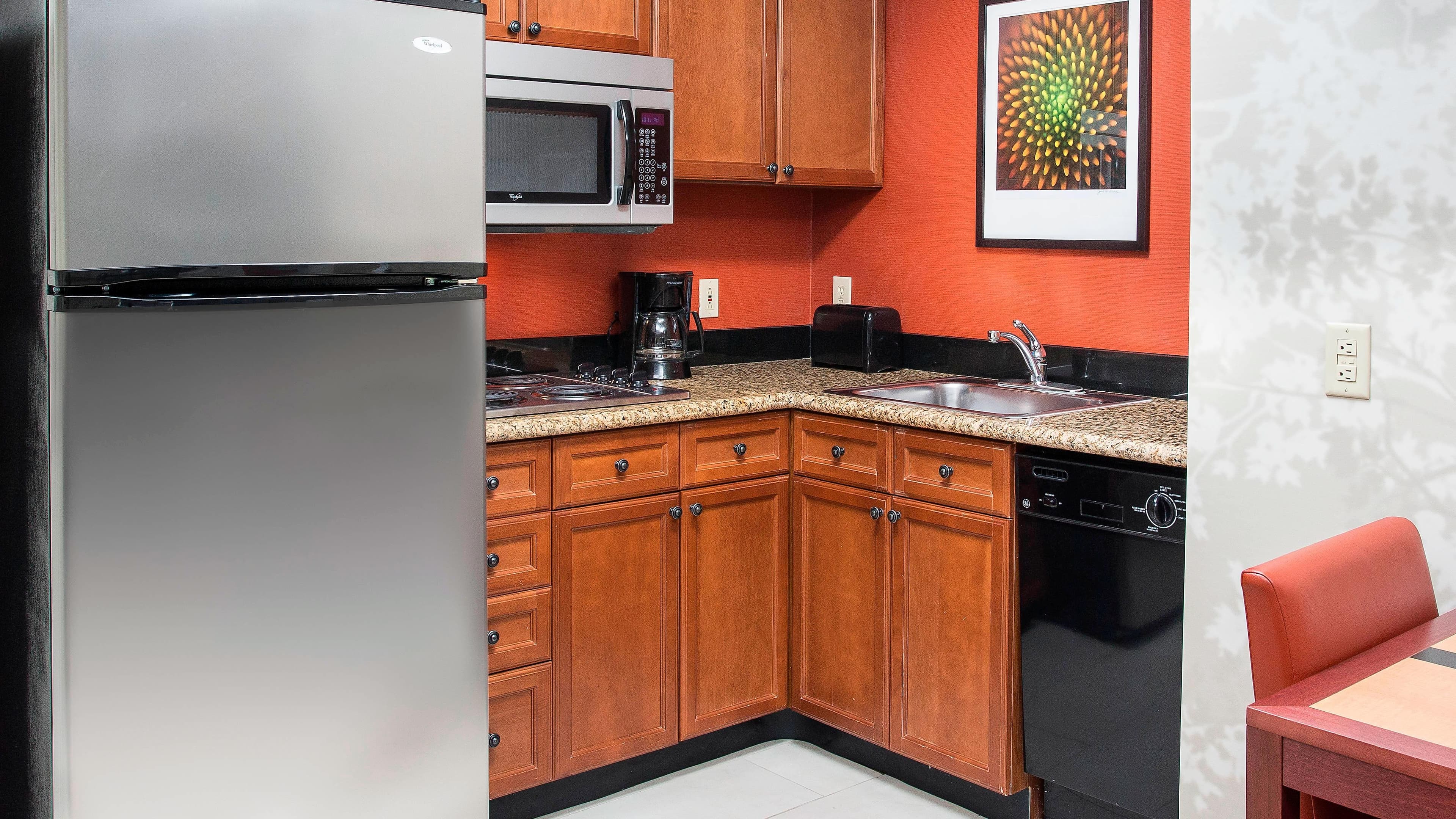 1 Bedroom Suite - Image 3