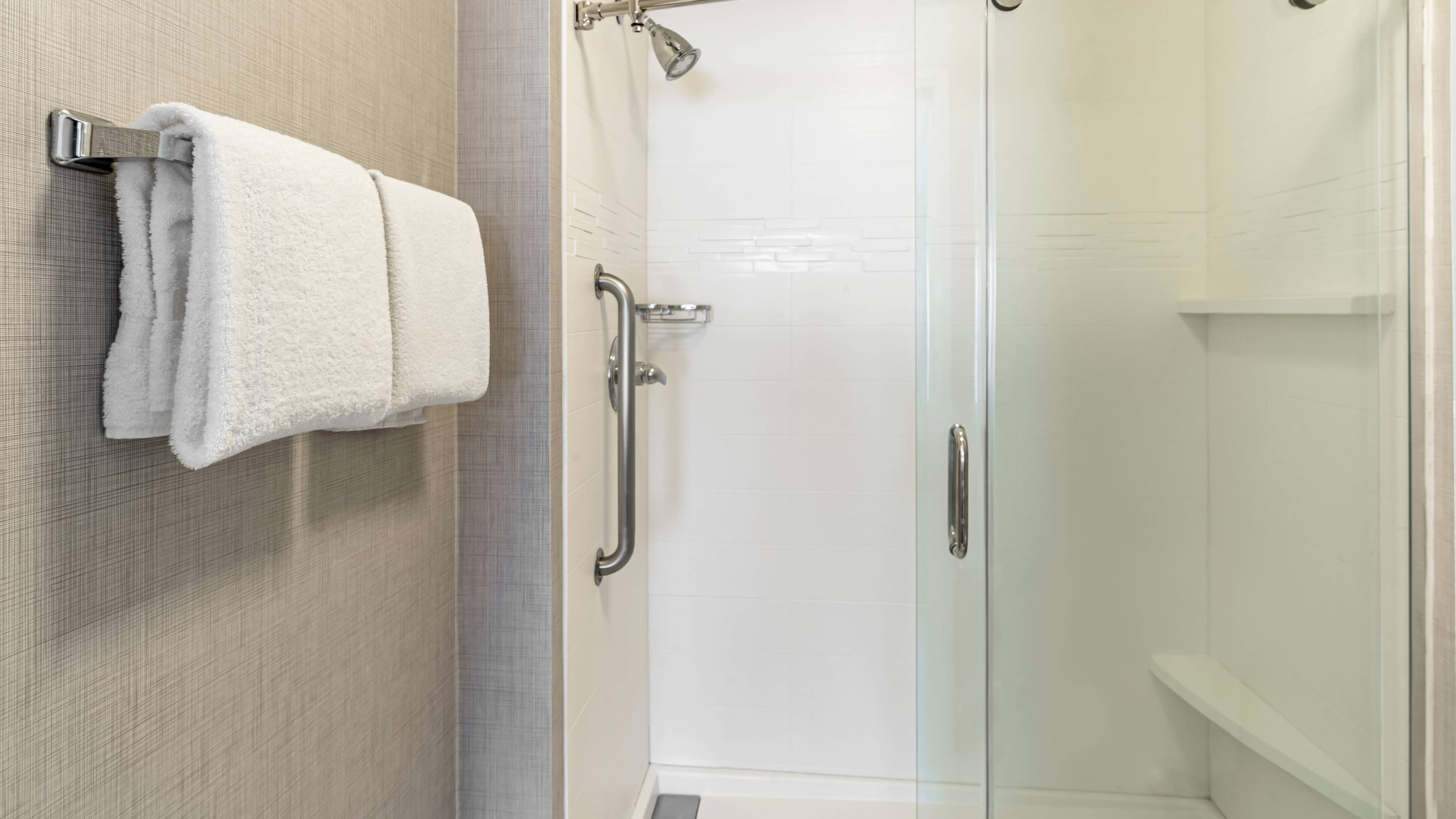 1 Bedroom Suite - Image 6