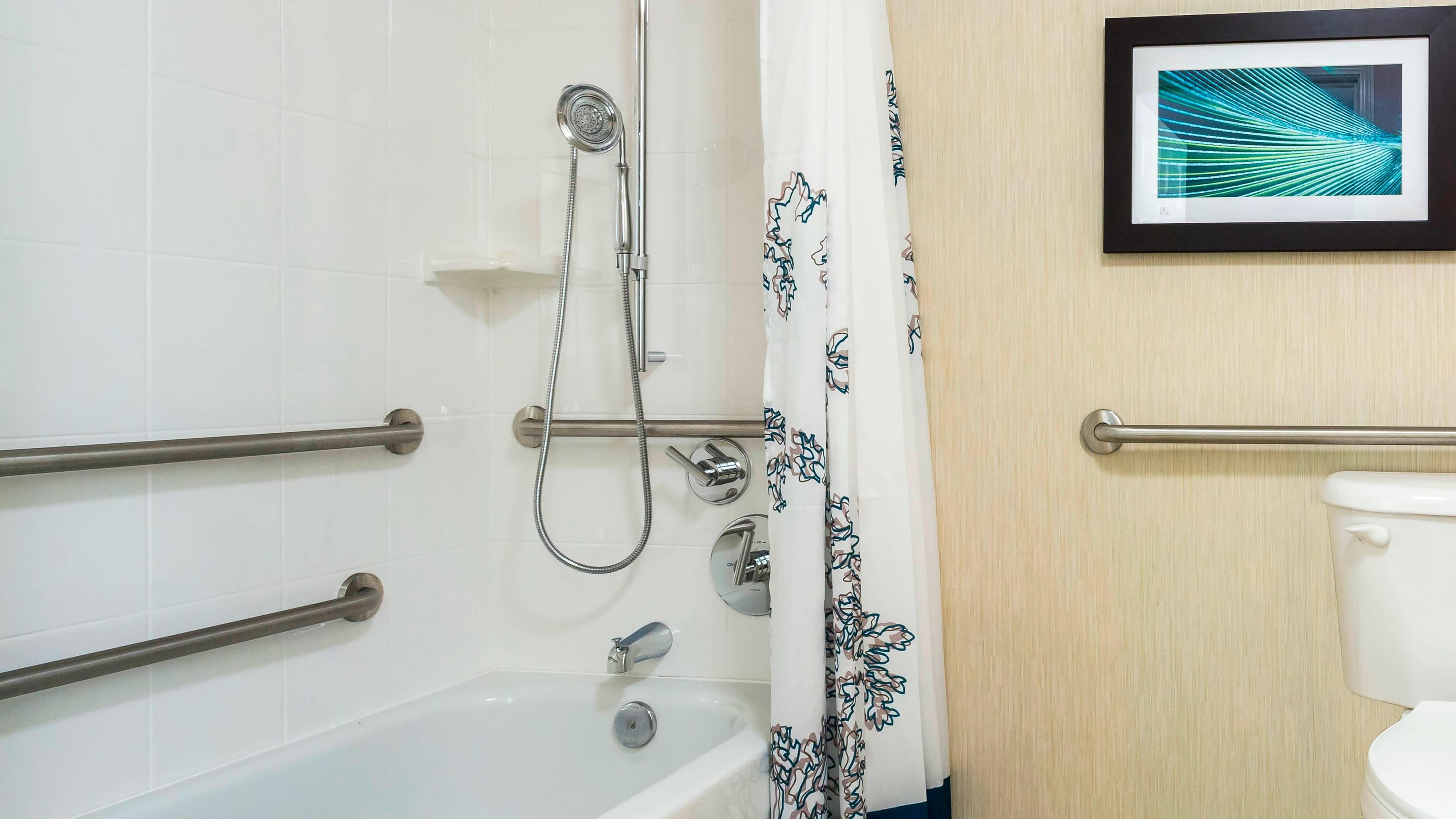 1 Bedroom Suite - Image 5