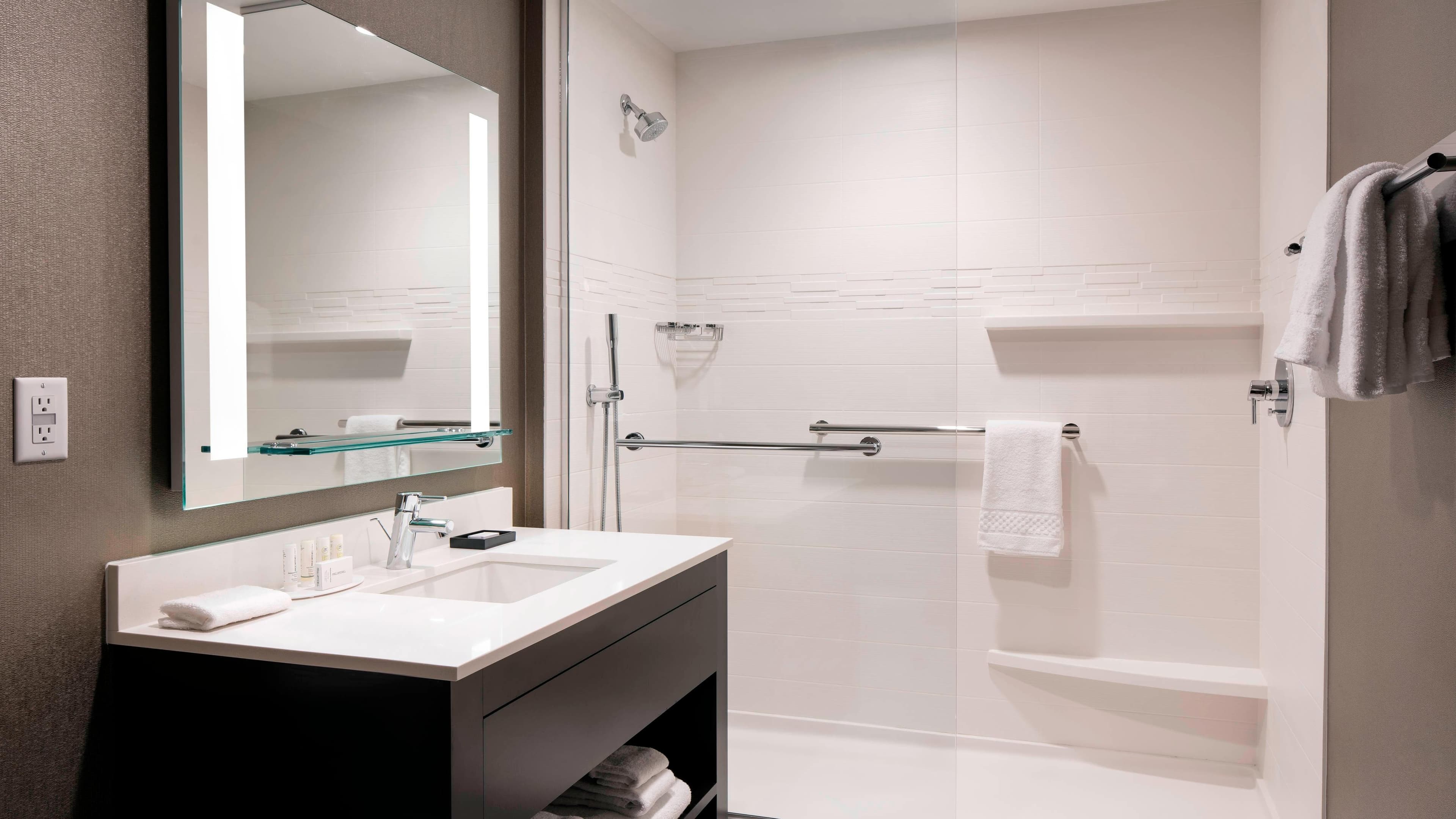 Standard King Studio Ste - Image 4