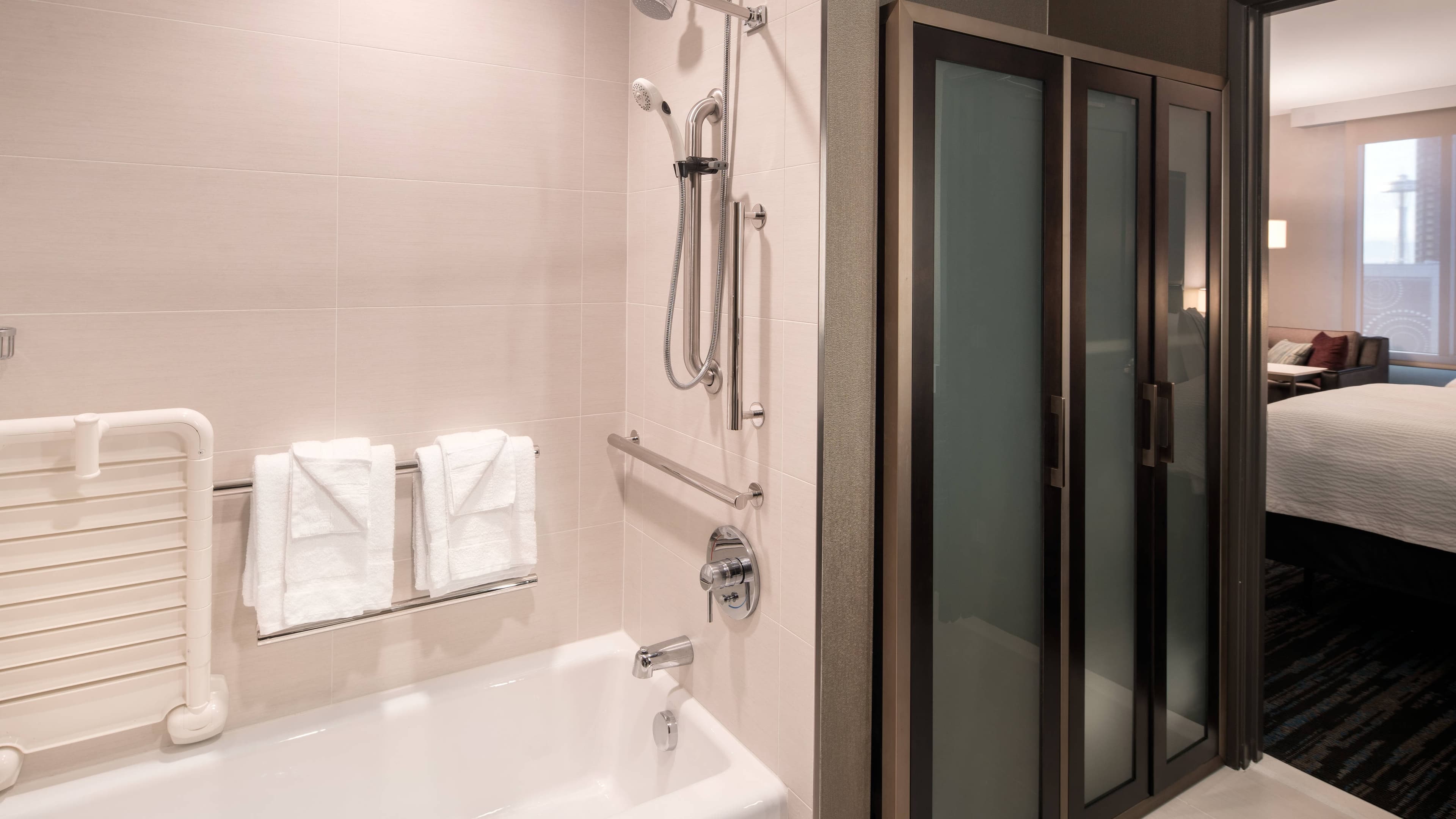 Standard King Studio Ste - Image 3