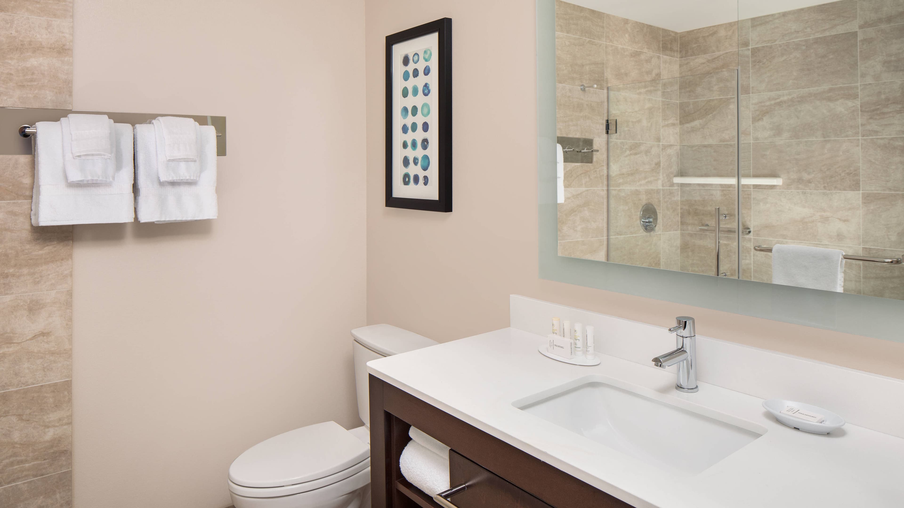 King Studio Suite - Image 4