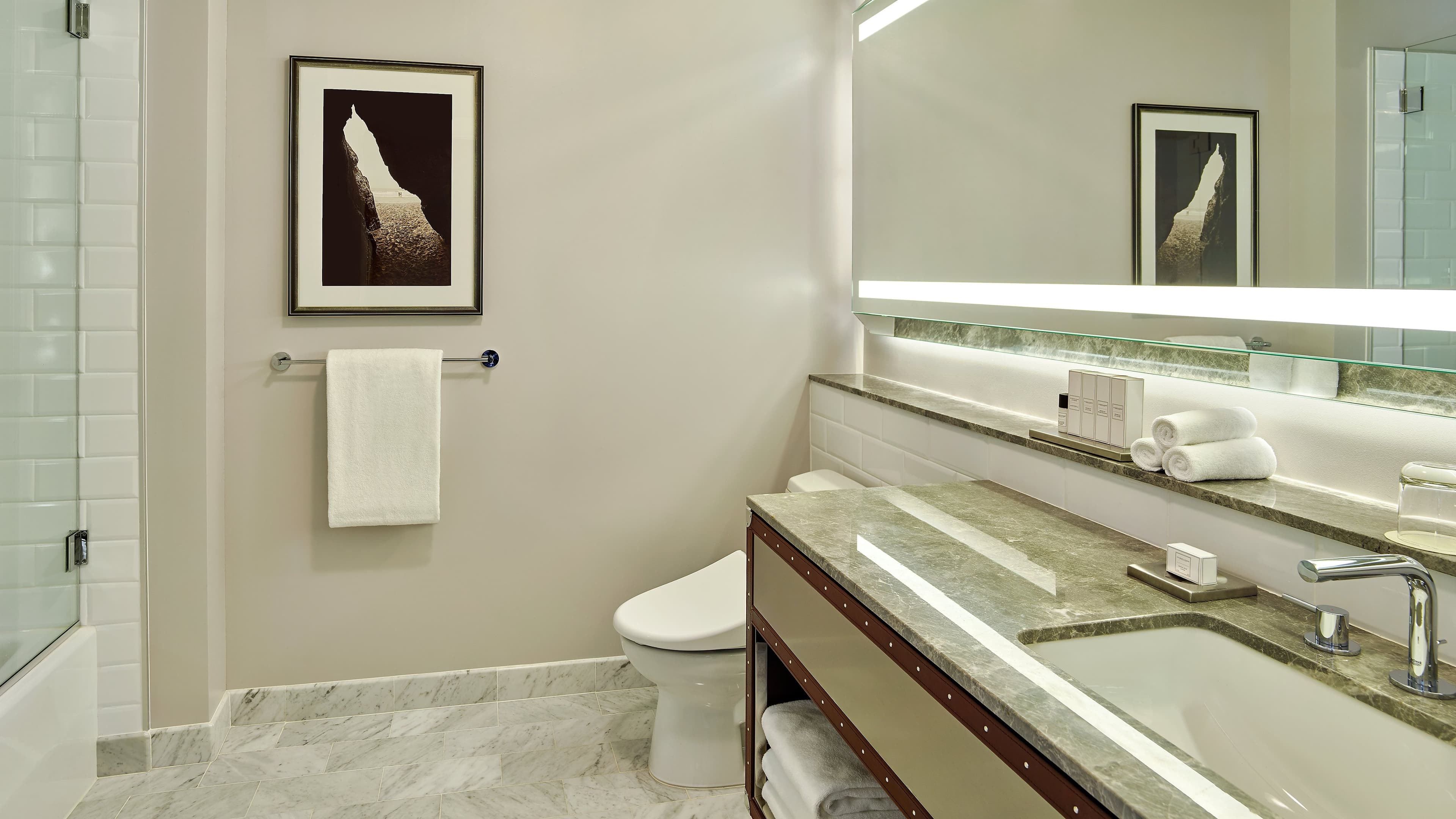 Superior Room - Image 4