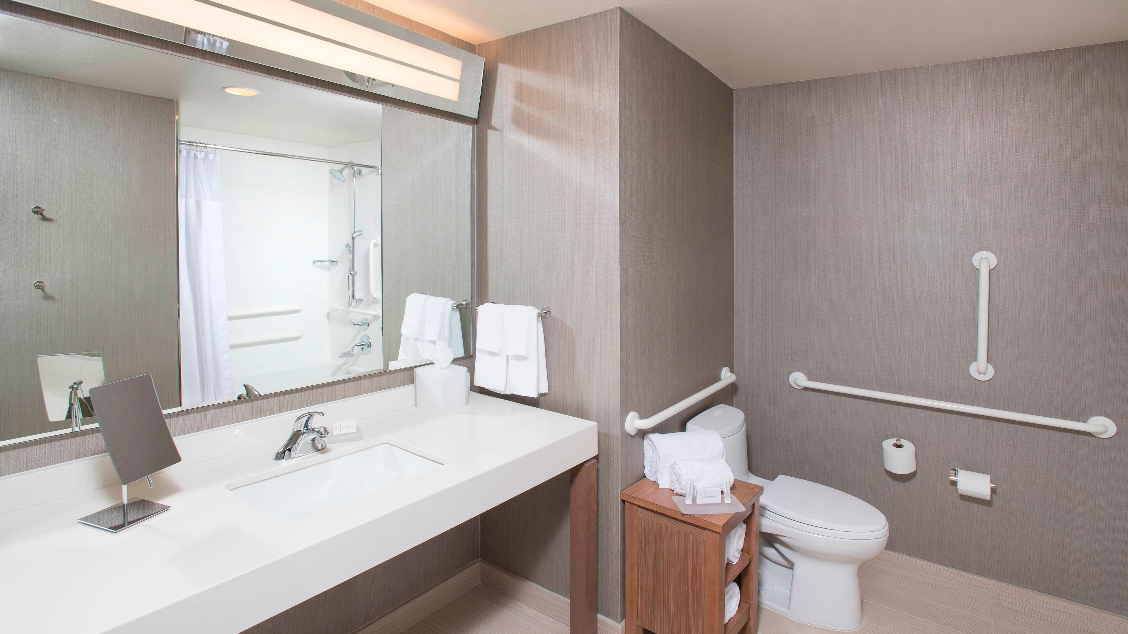 1 King Bed with Sofa - Image 8