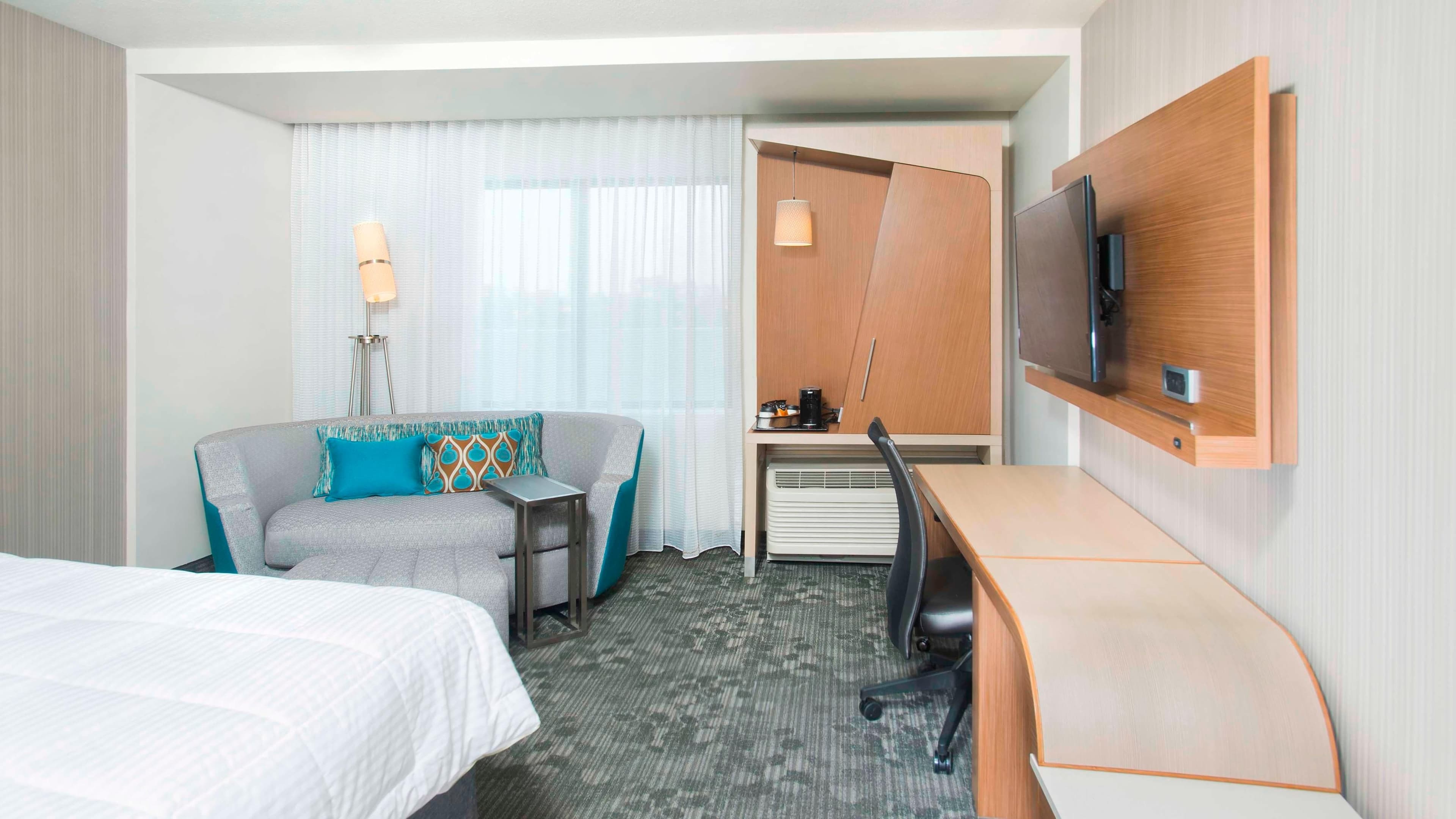 1 King Bed with Sofa - Image 2