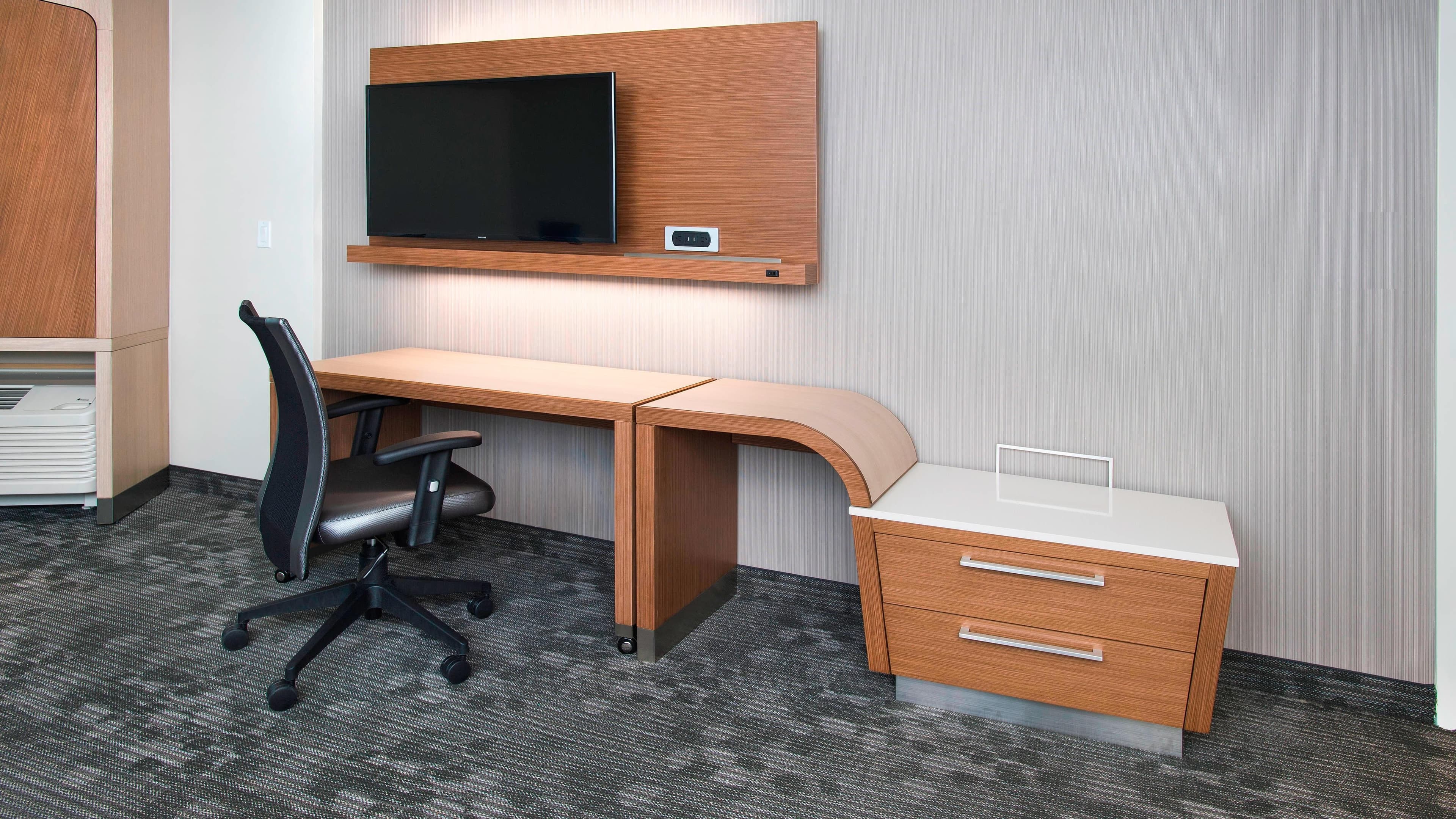 1 King Bed with Sofa - Image 6