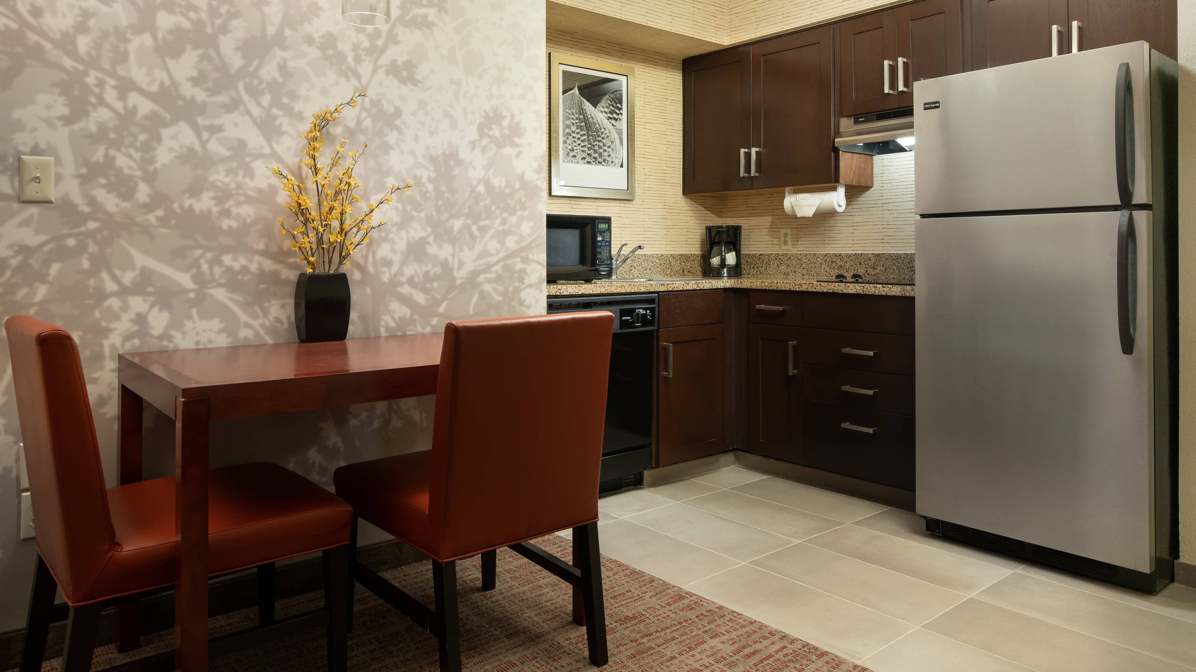 1 Bedroom Suite - Image 3