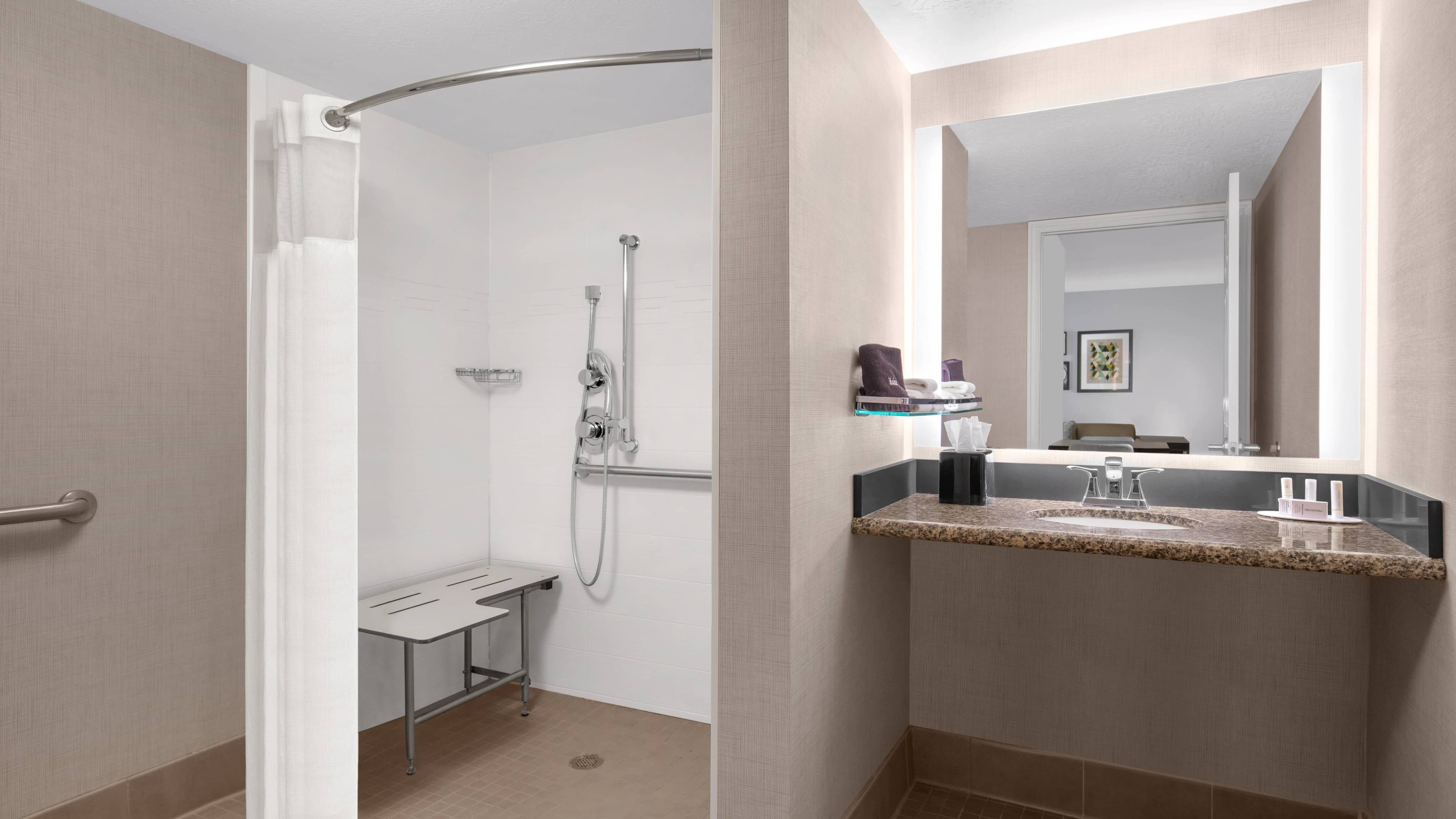 1 Bedroom Suite - Image 9