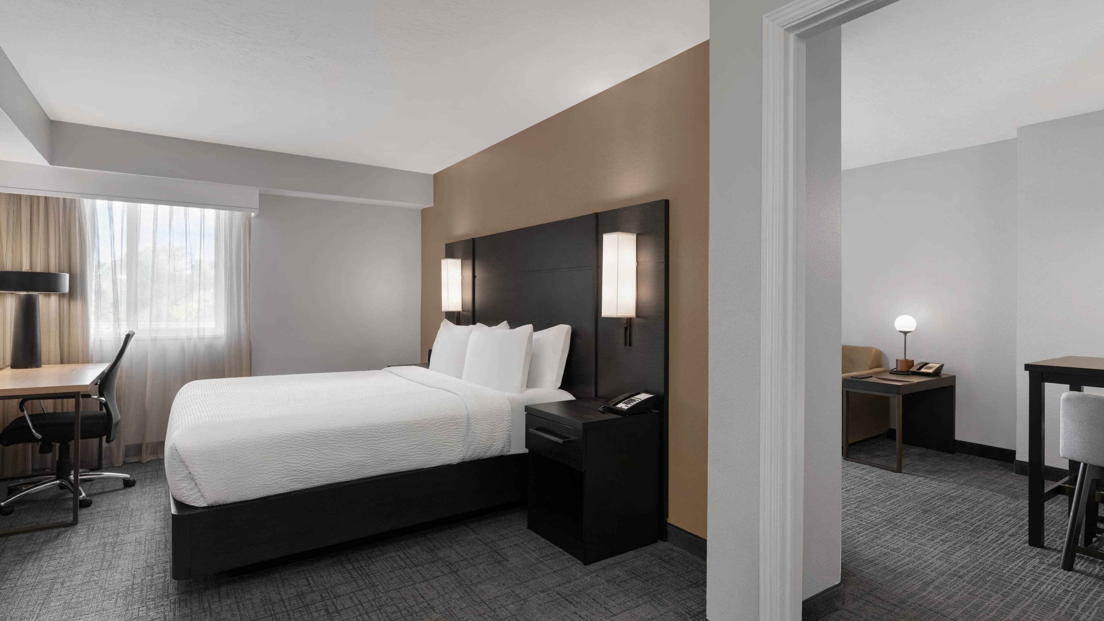 1 Bedroom Suite - Image 3