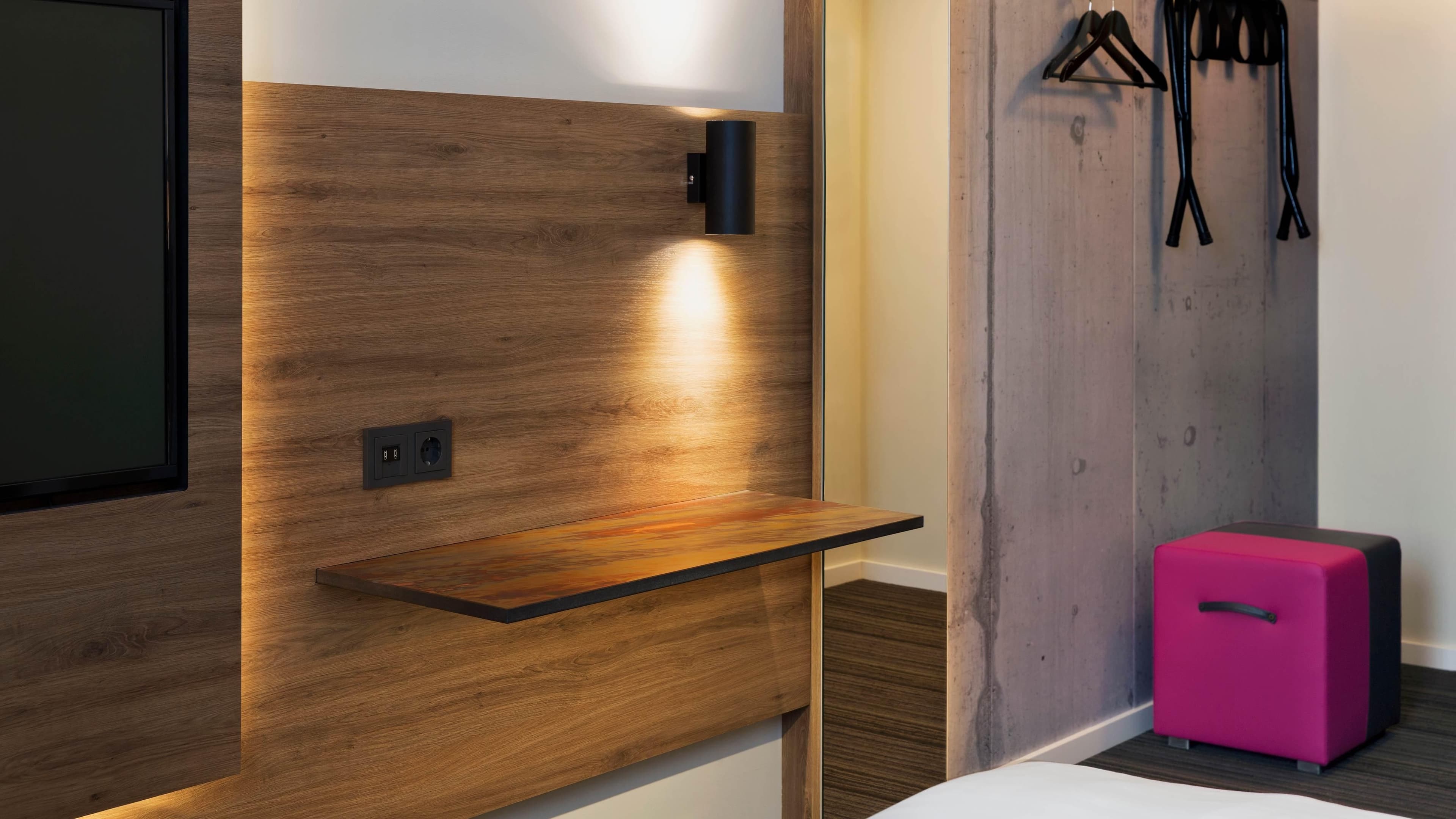 Moxy Sleeper Twin - Image 4