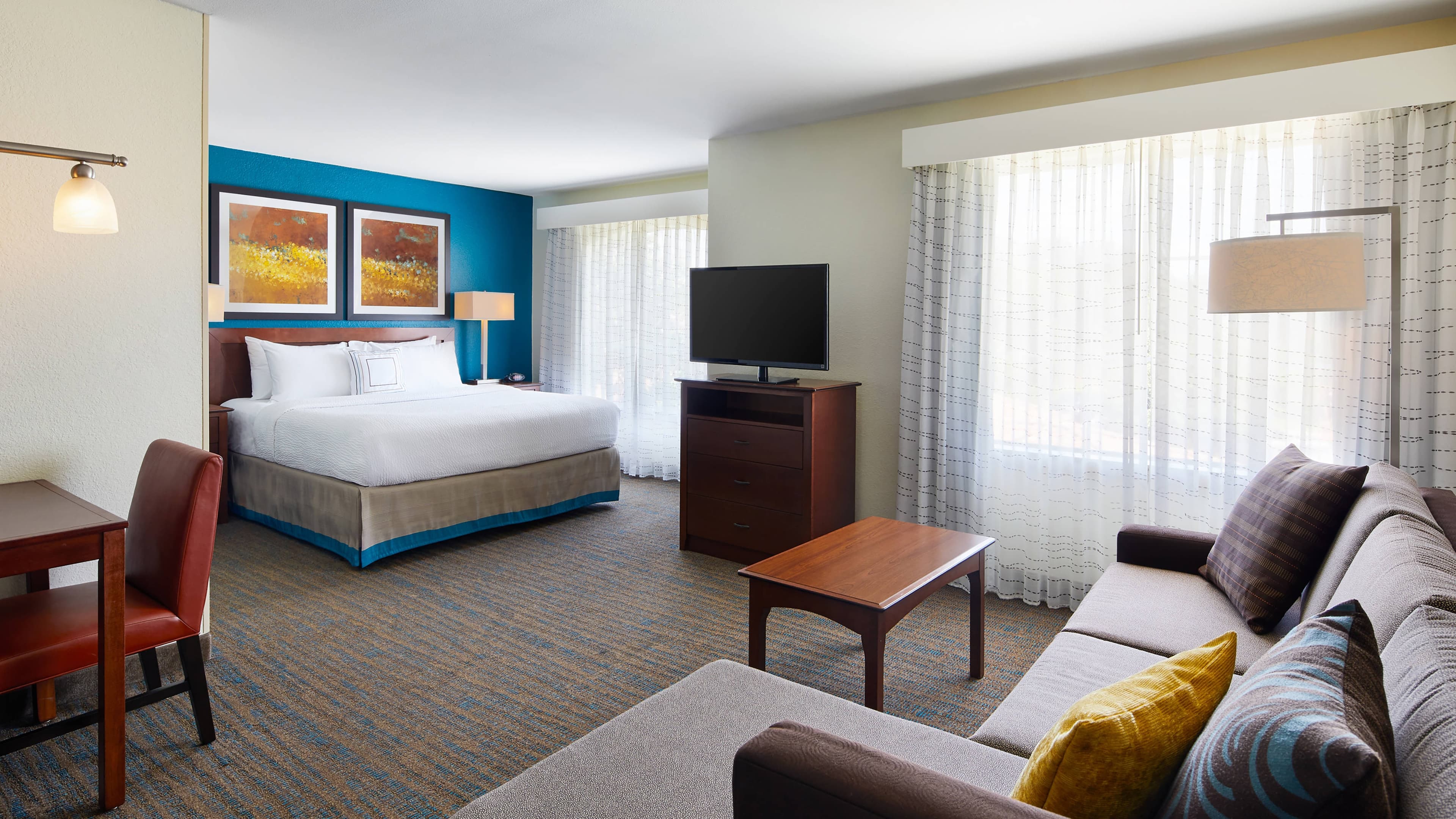 King Studio Suite - Image 1