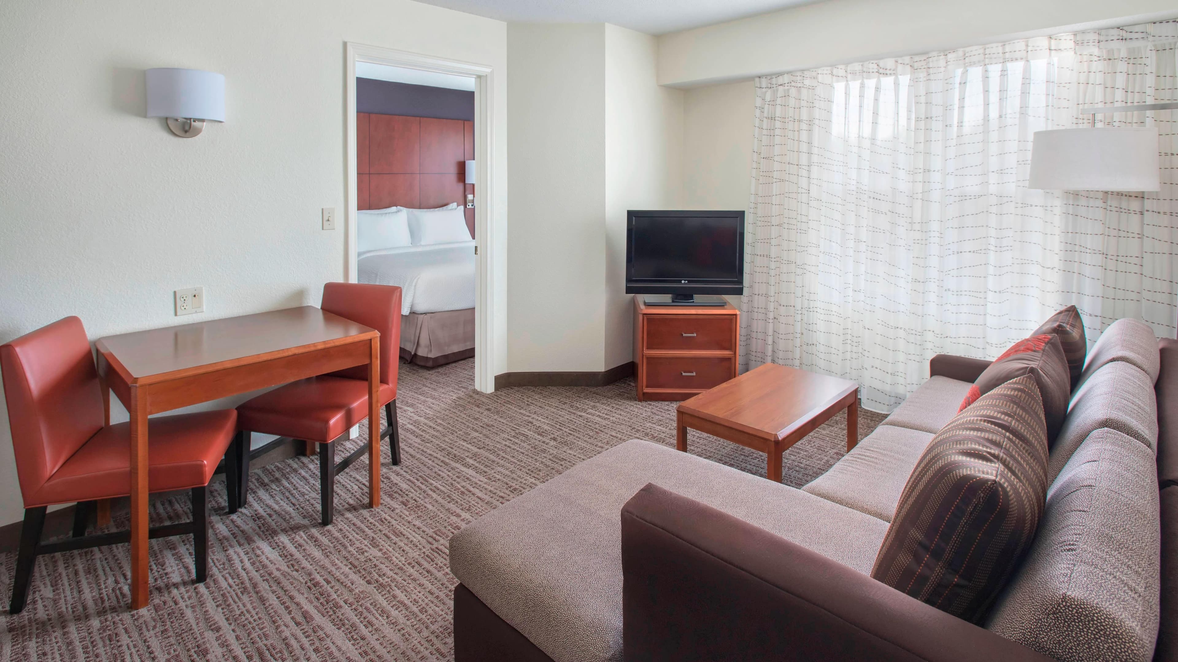 1 Bedroom Suite - Image 1