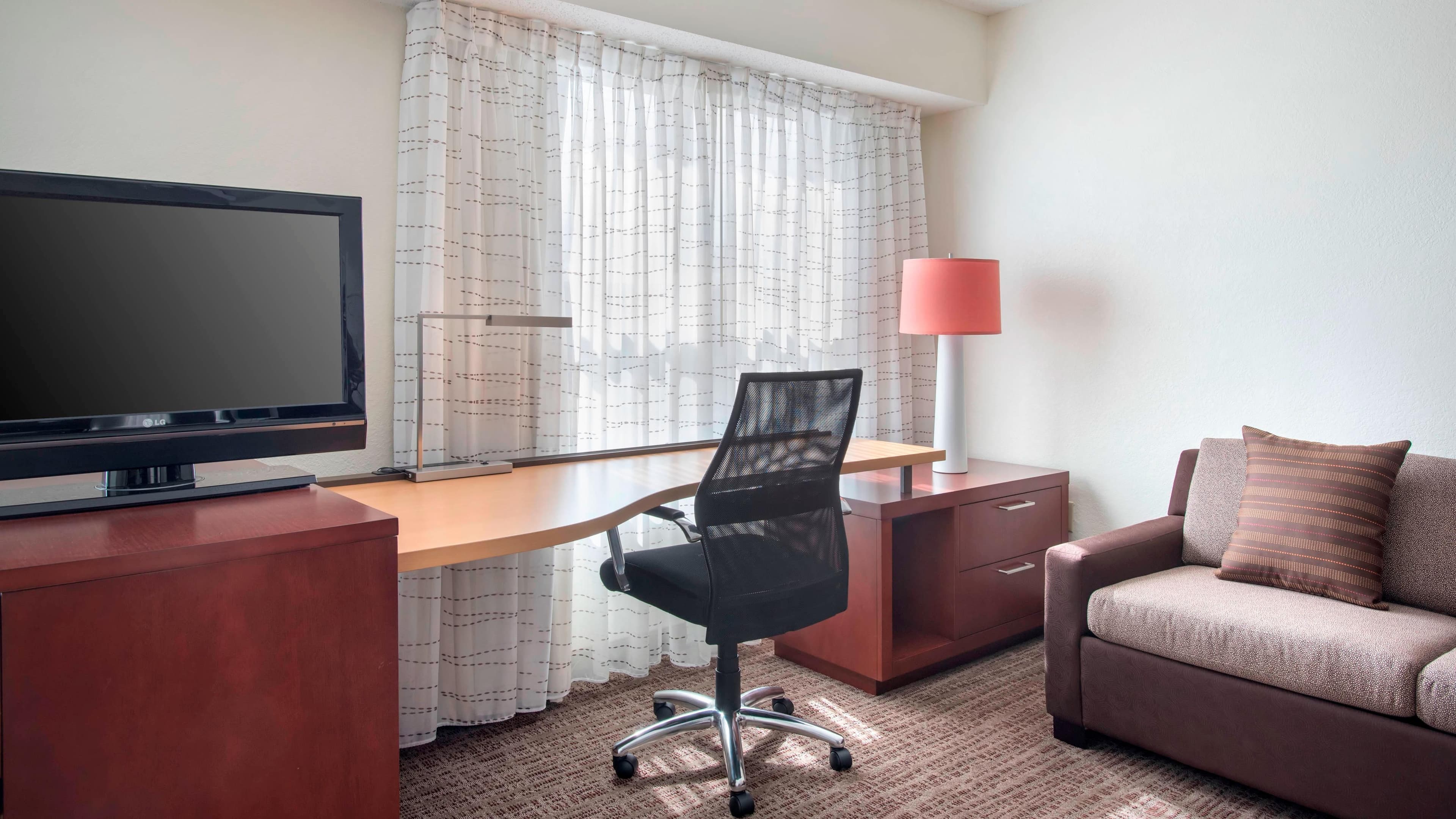 1 Bedroom Suite - Image 4