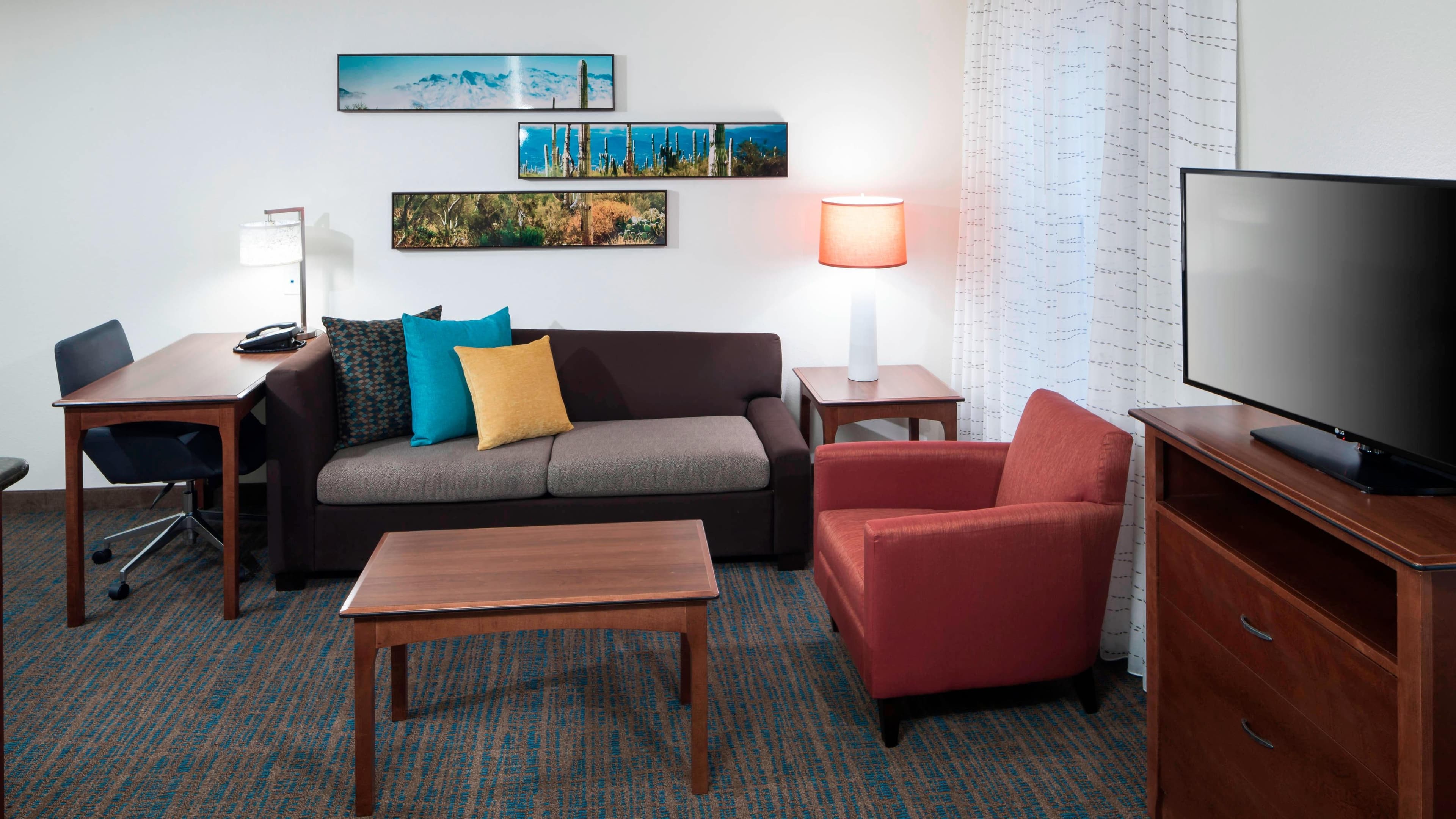 Studio Suite with Patio - Image 2