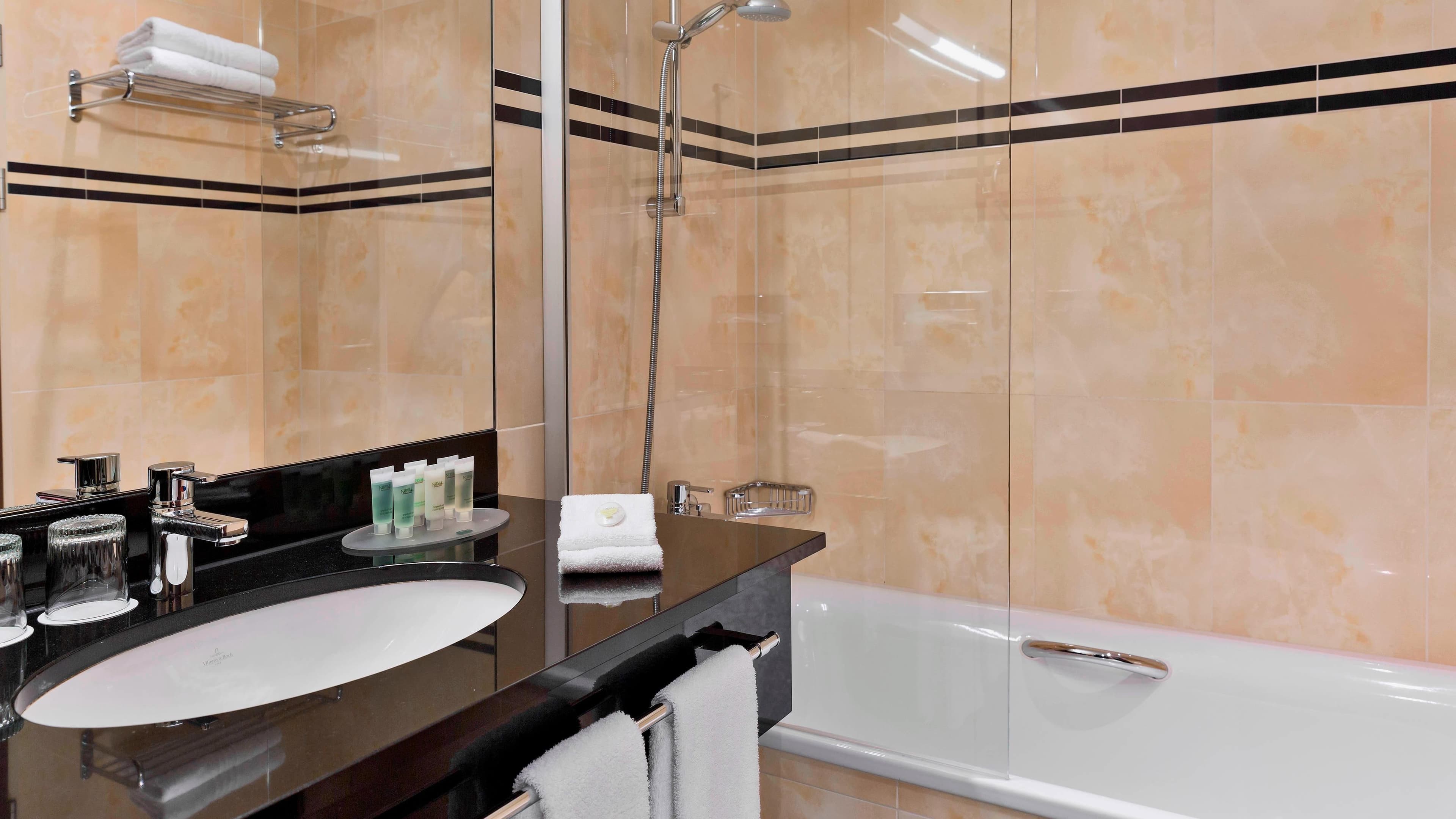 Standard Room - Image 3