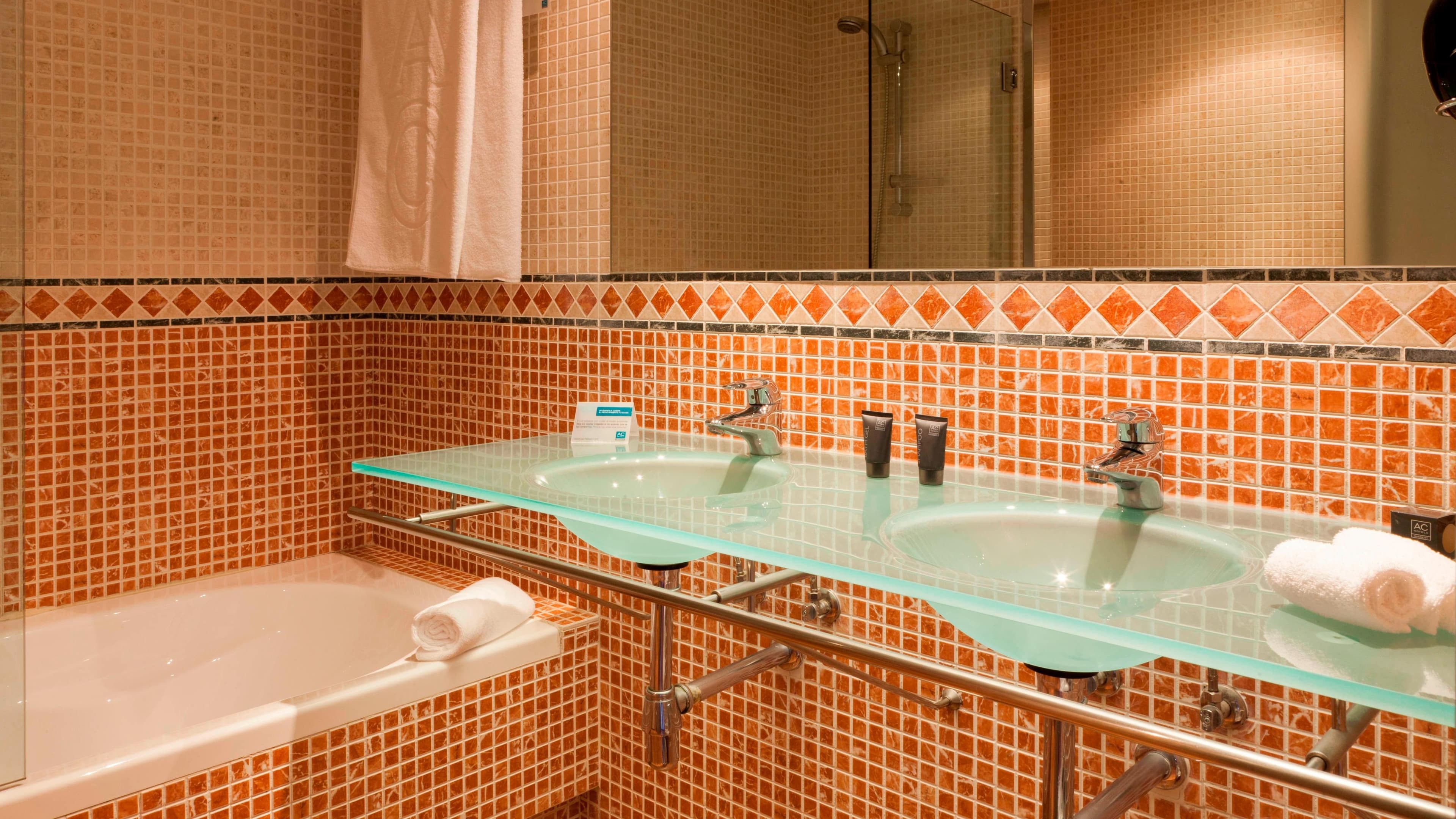 Standard Twin - Image 5