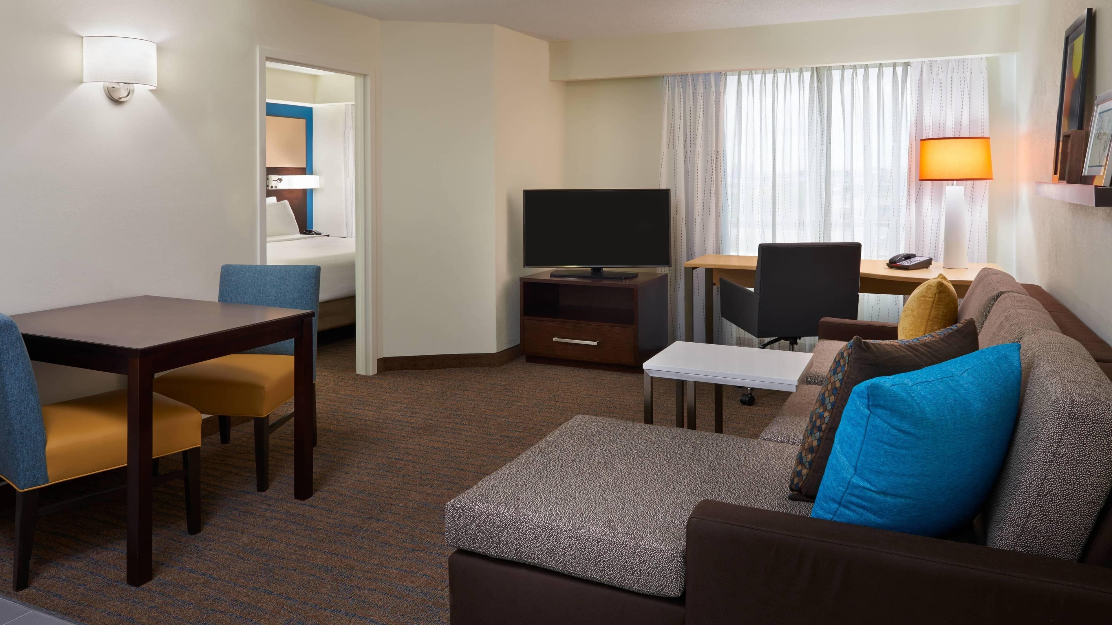1 Bedroom Suite - Image 1
