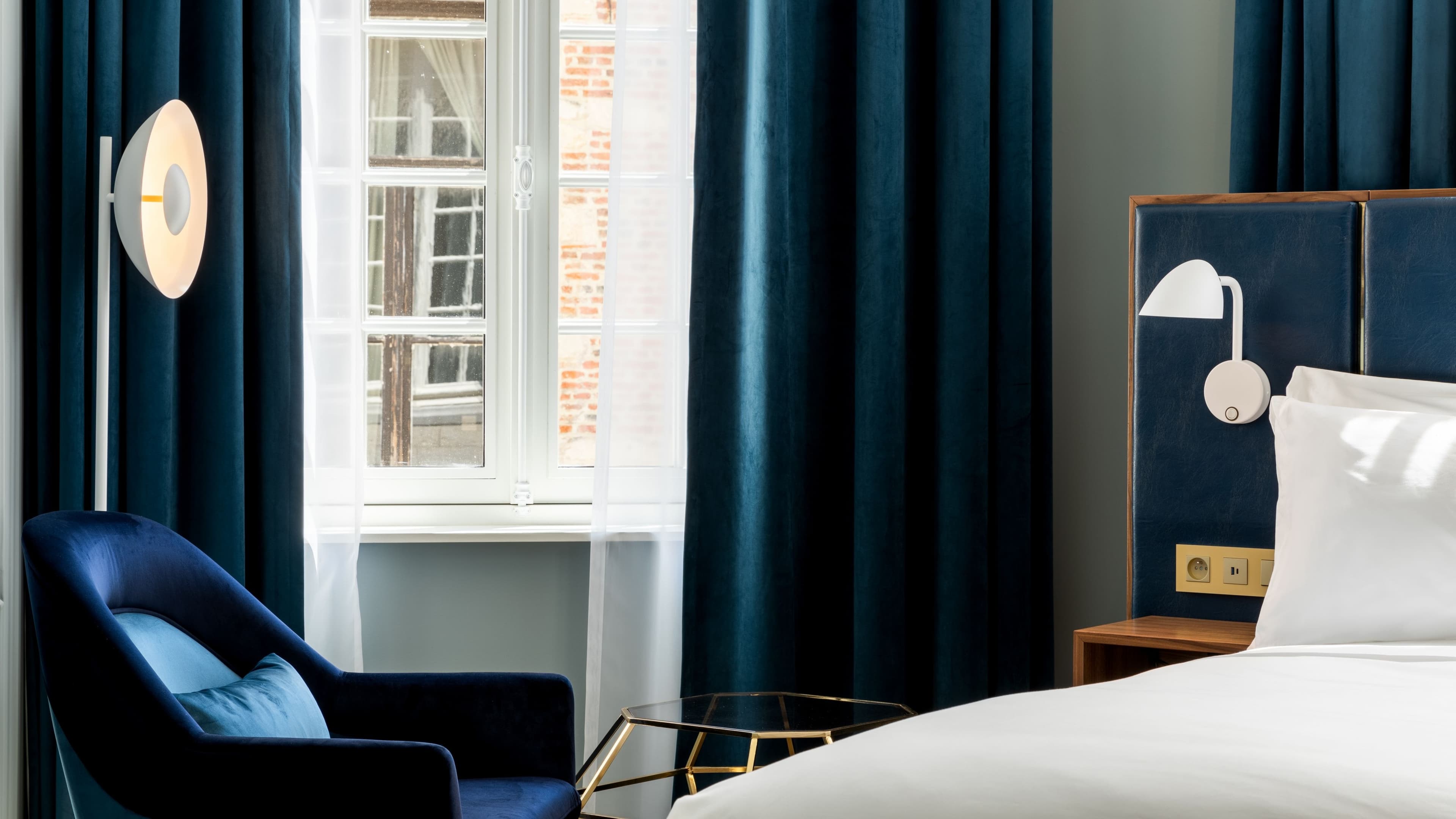 Emerald King - Image 2