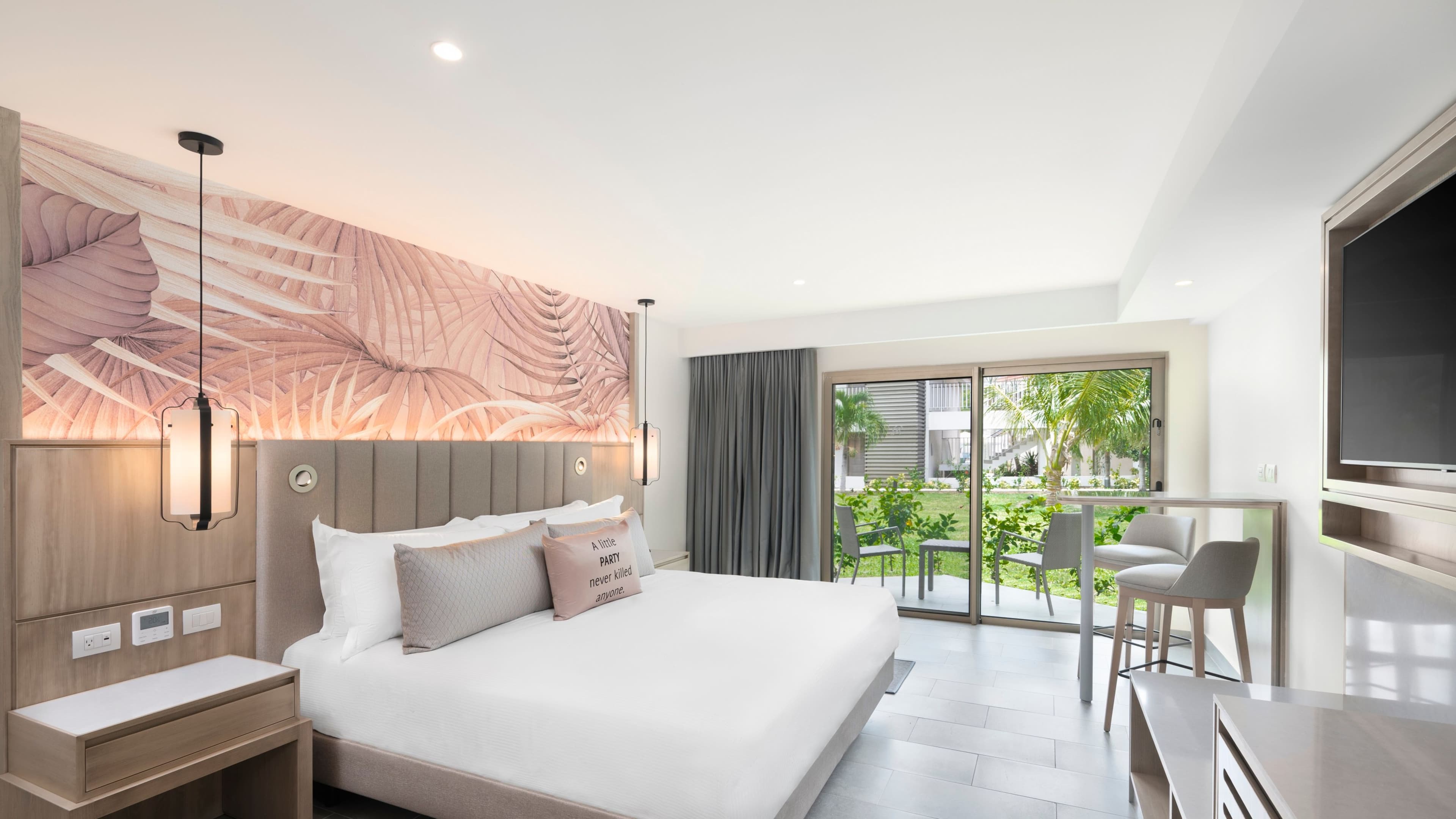 Garden View - Image 1