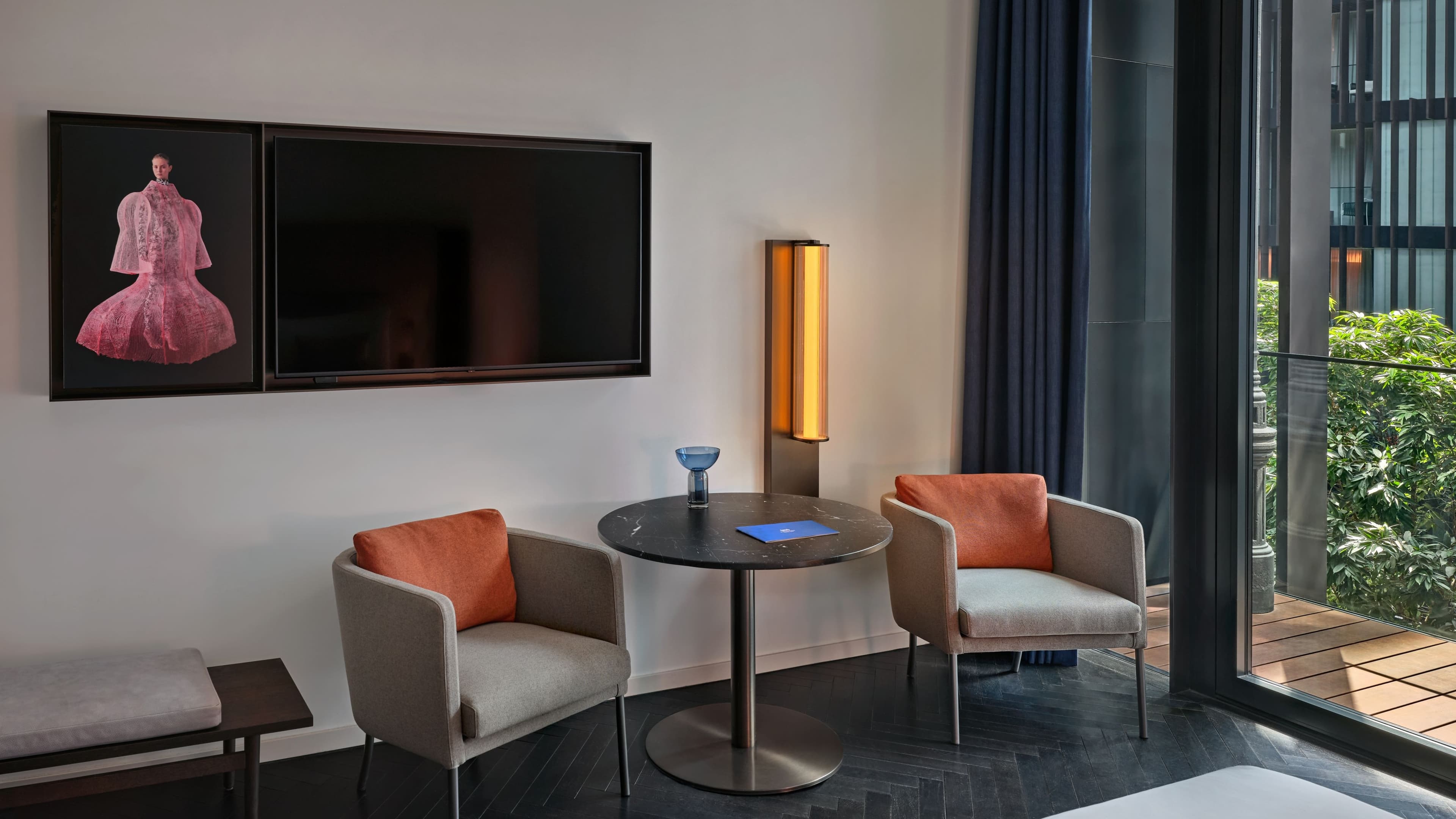 Atrium King Room - Image 3