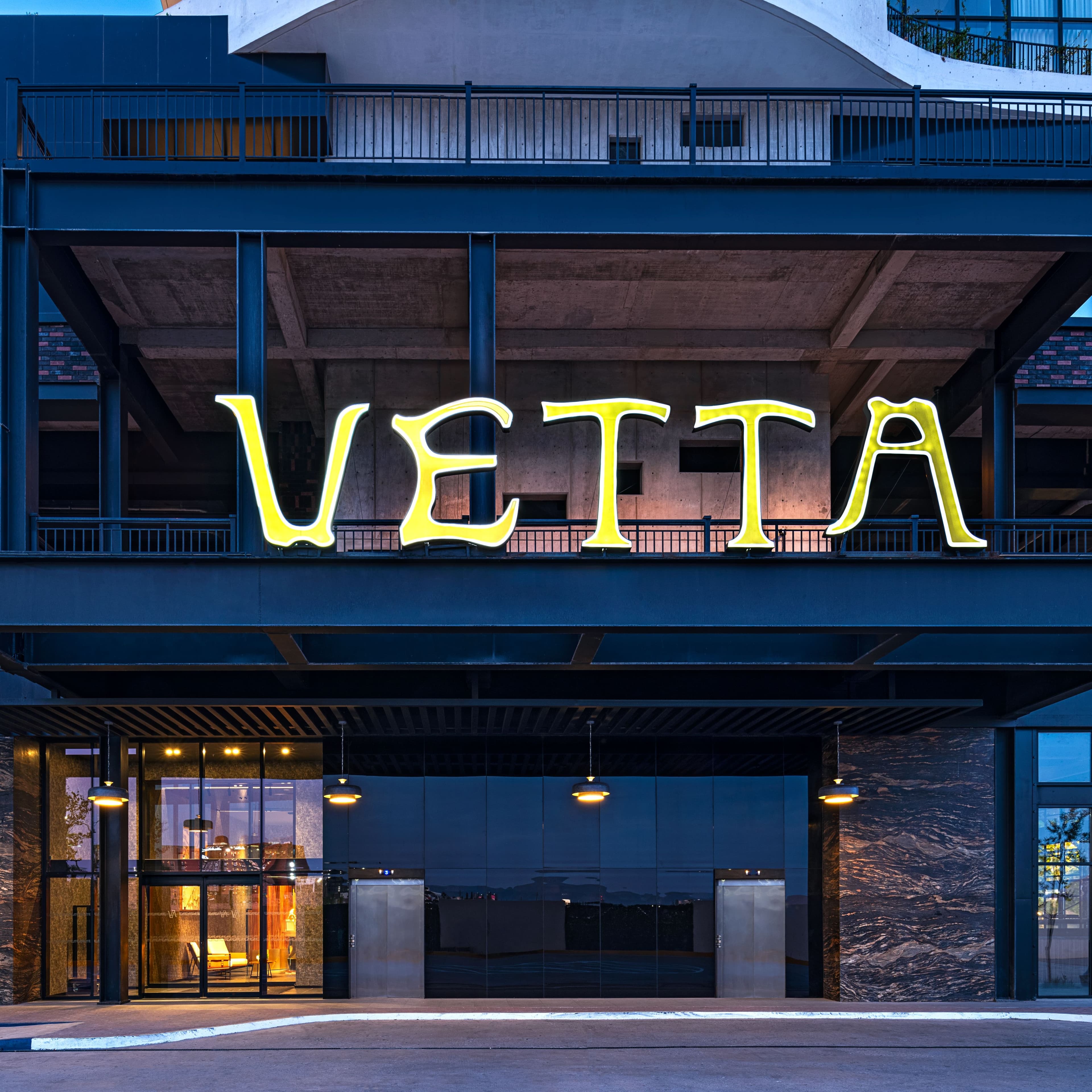 VETTA Distrito Uno, Autograph Collection