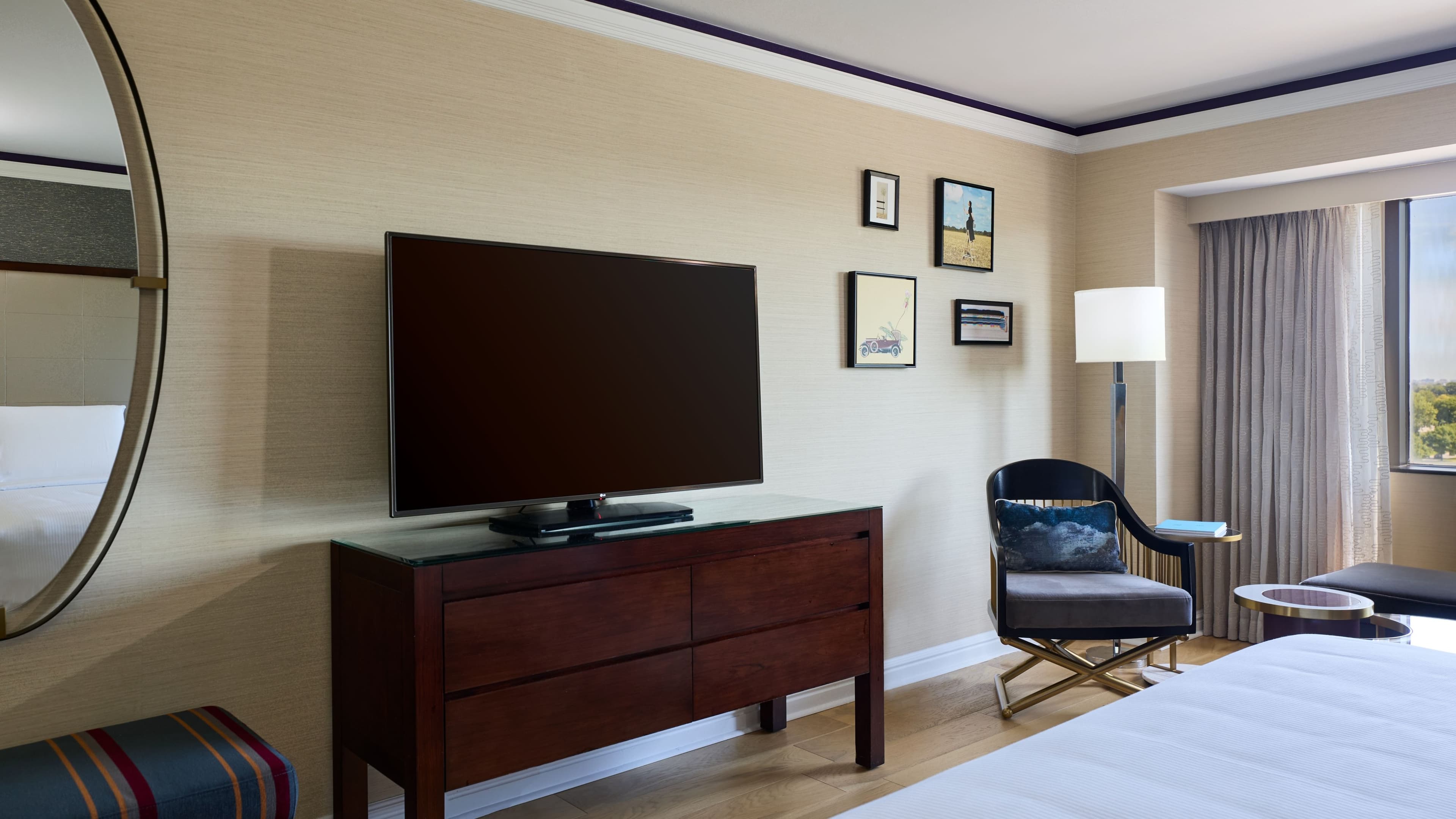 Portrait Queen - Image 3