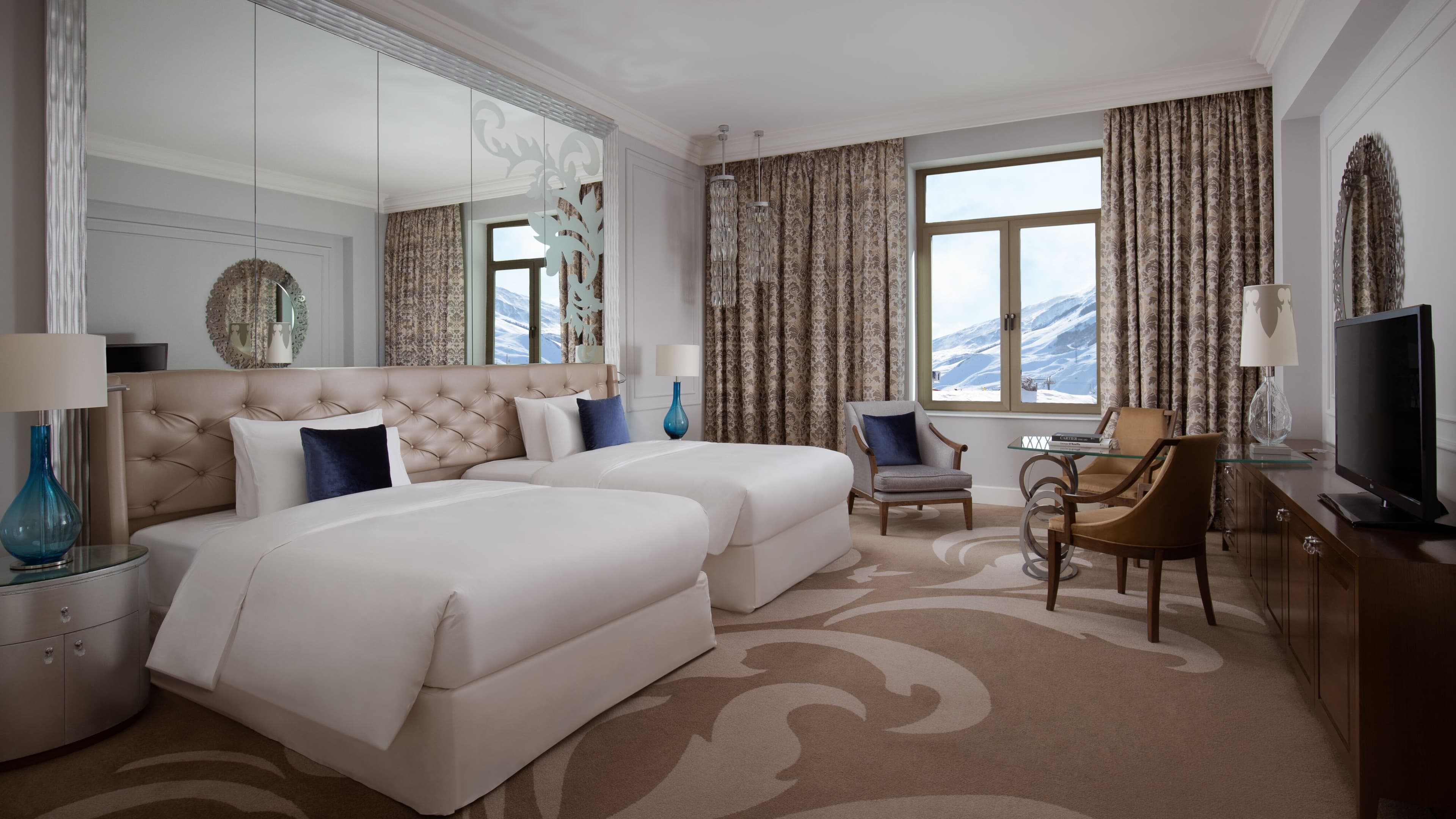 Deluxe Guest room - Image 5