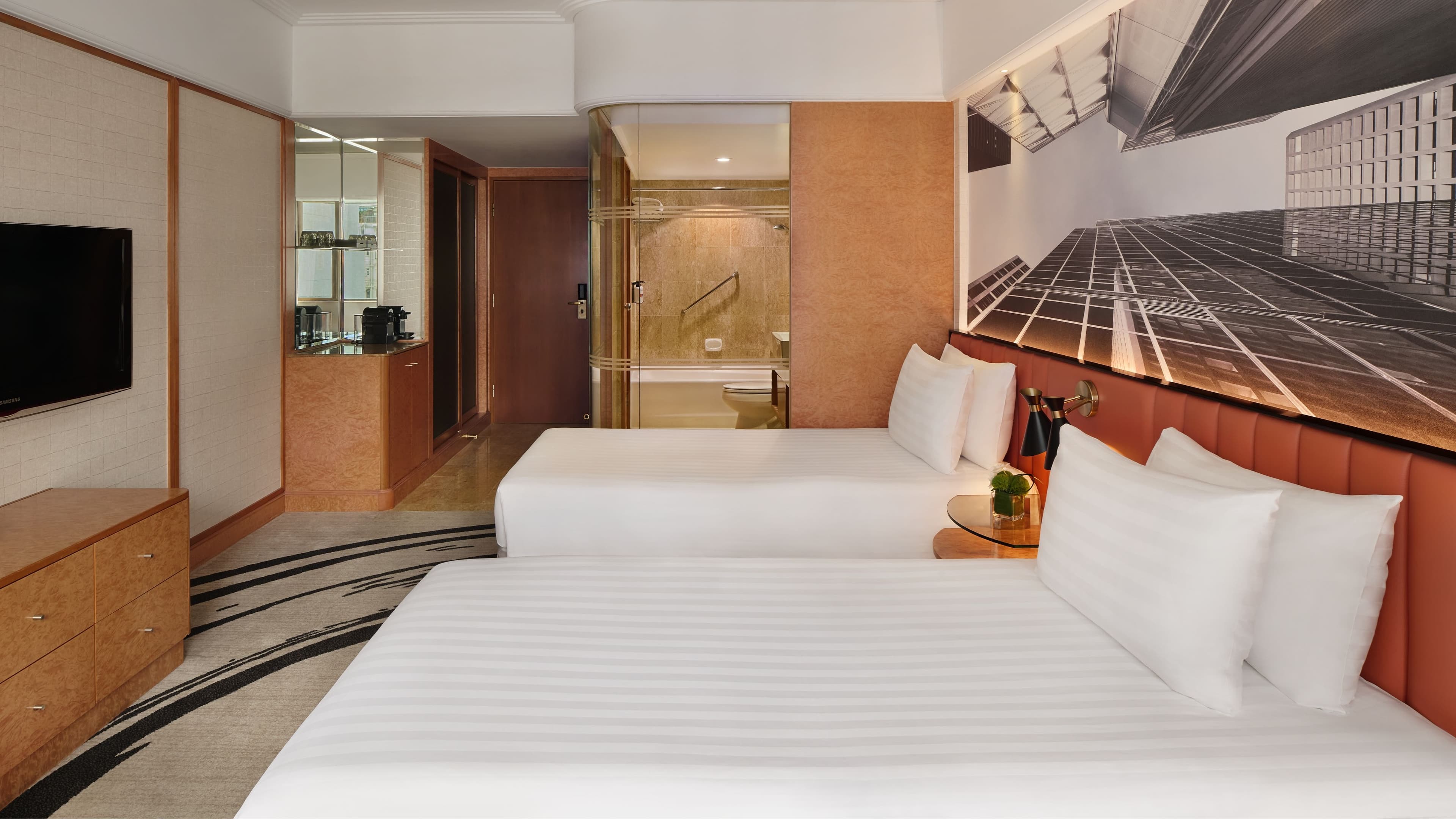 Deluxe Room - Image 1