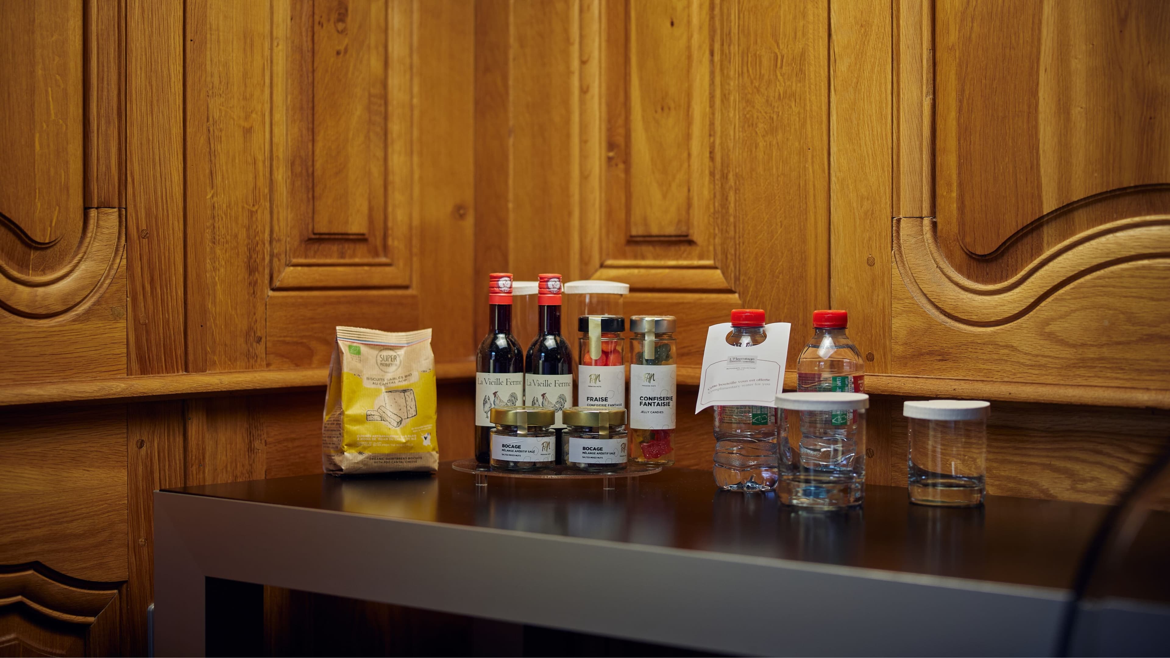 Standard Queen - Image 6