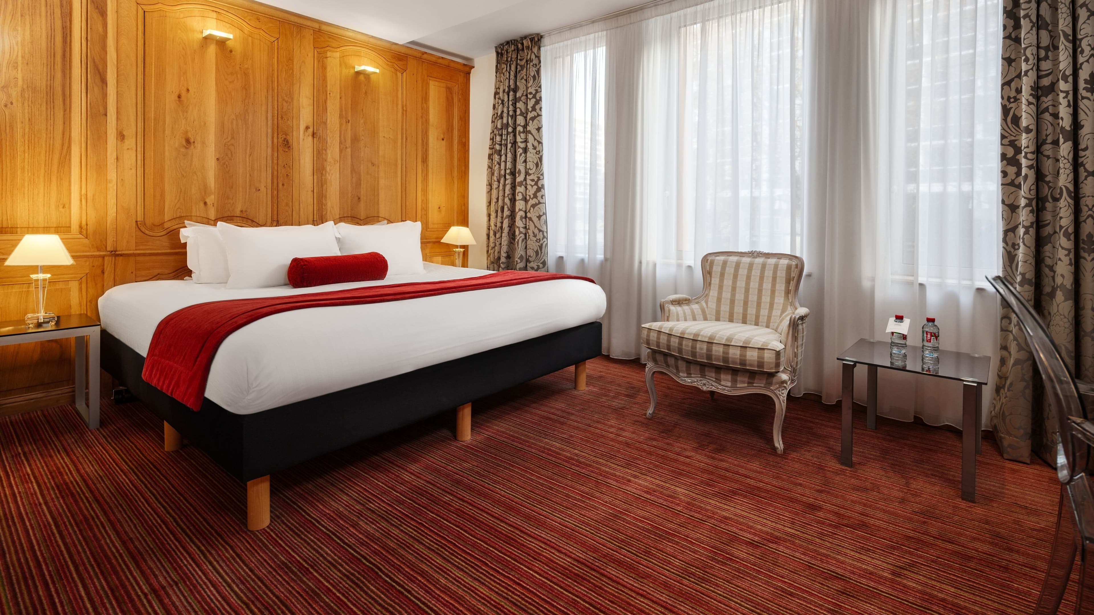 Standard Queen - Image 2