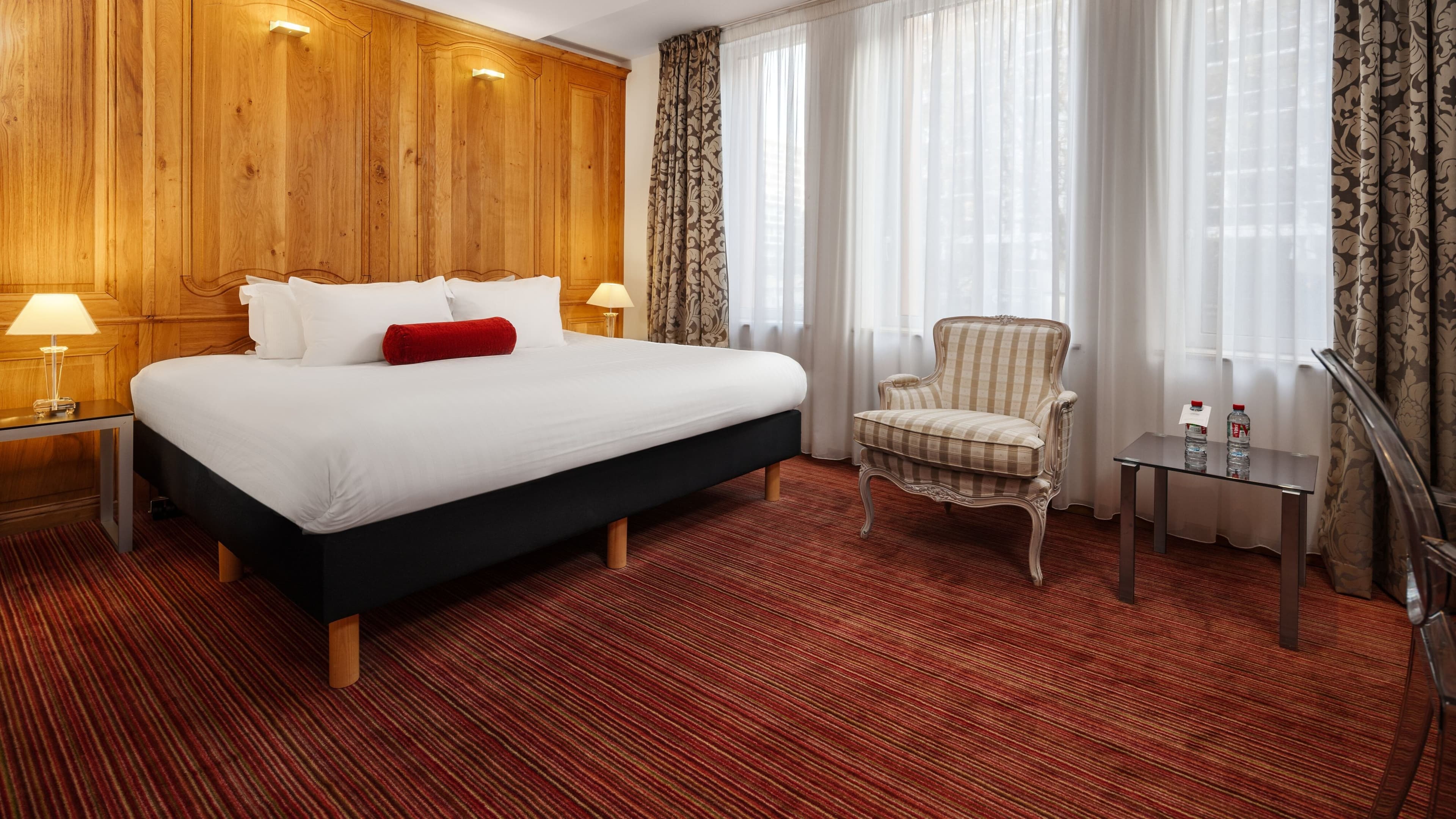 Standard Queen - Image 7