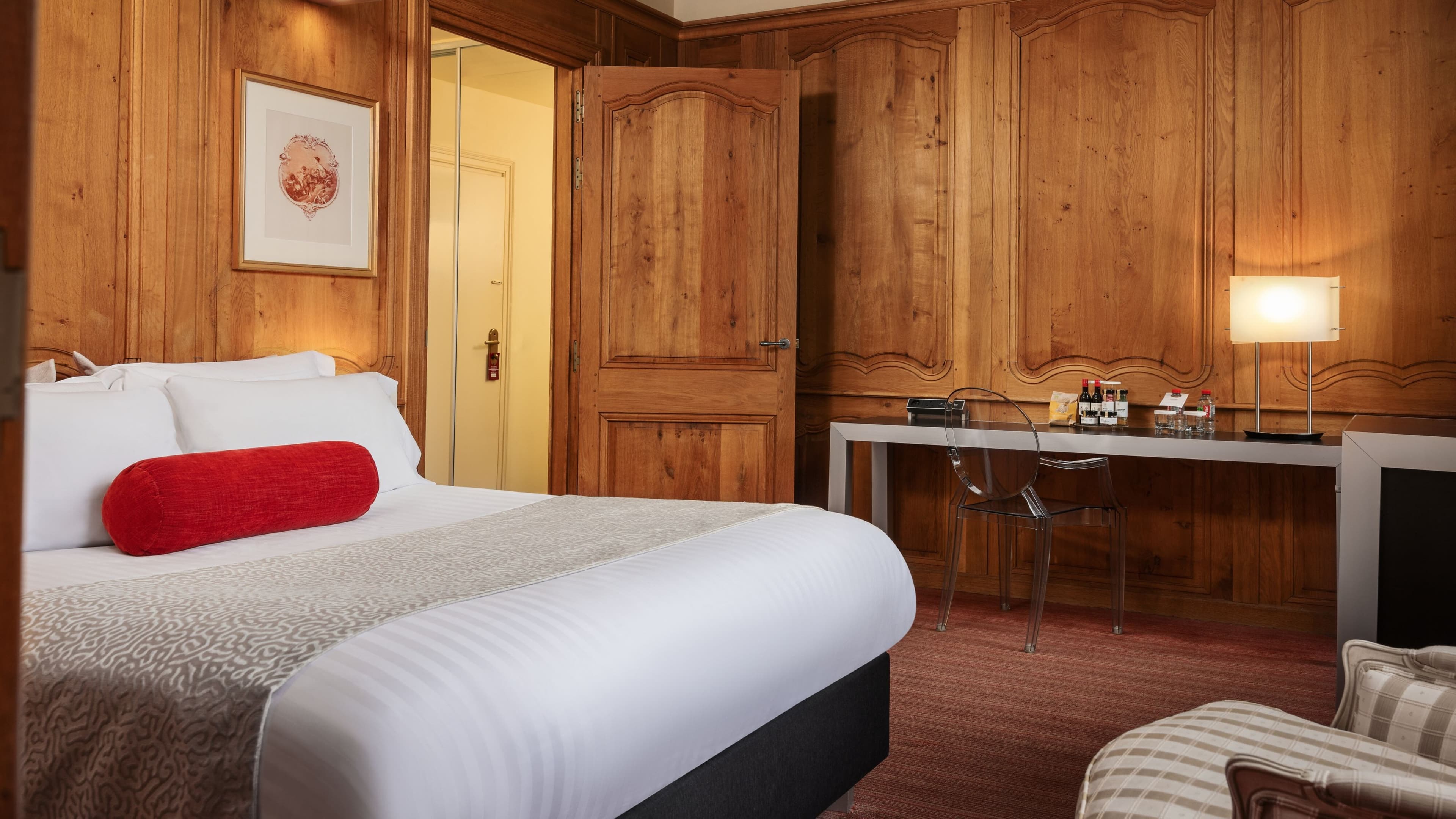 Standard Queen - Image 8