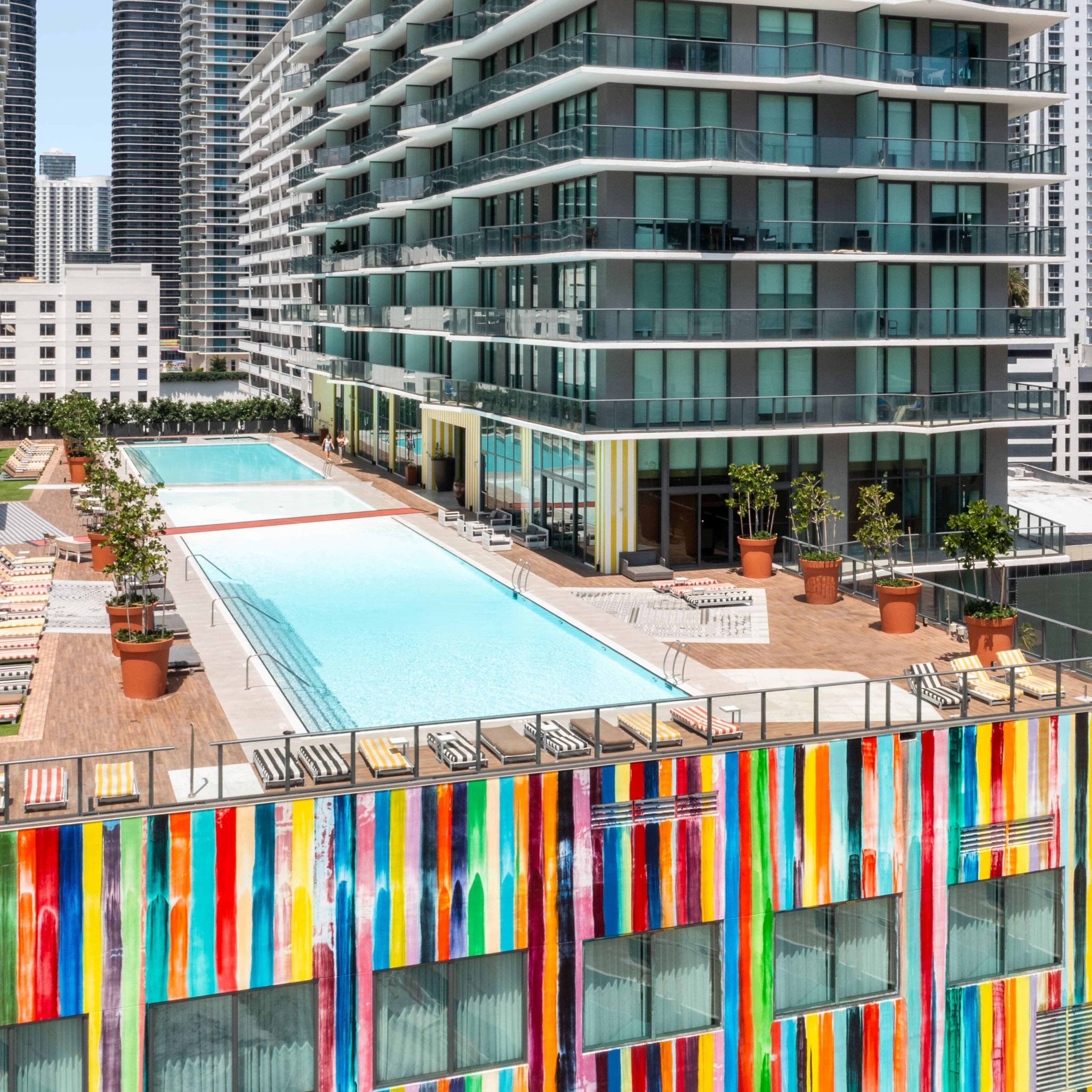 Dua Miami, Autograph Collection