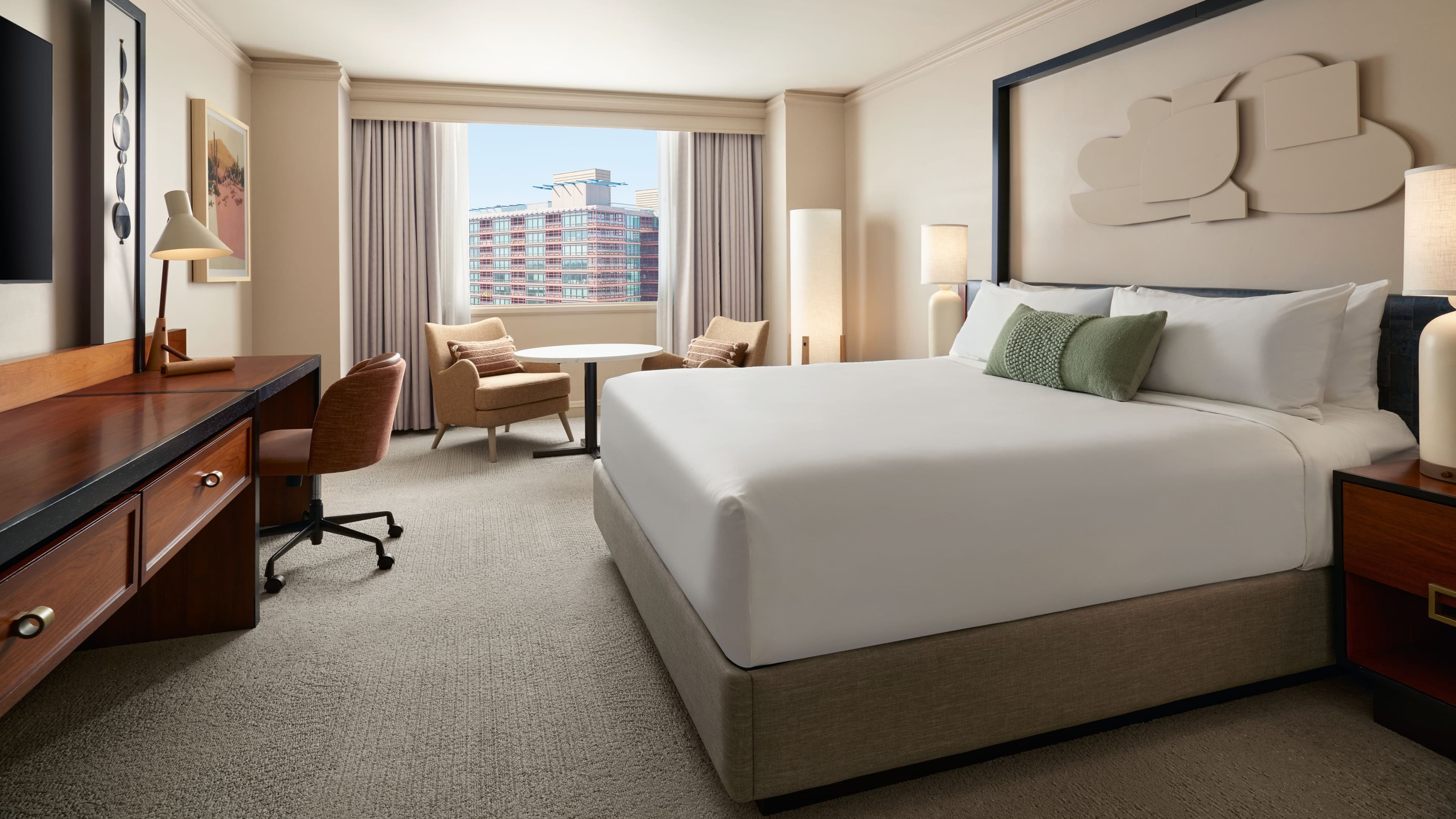 City Lights Room - Image 1