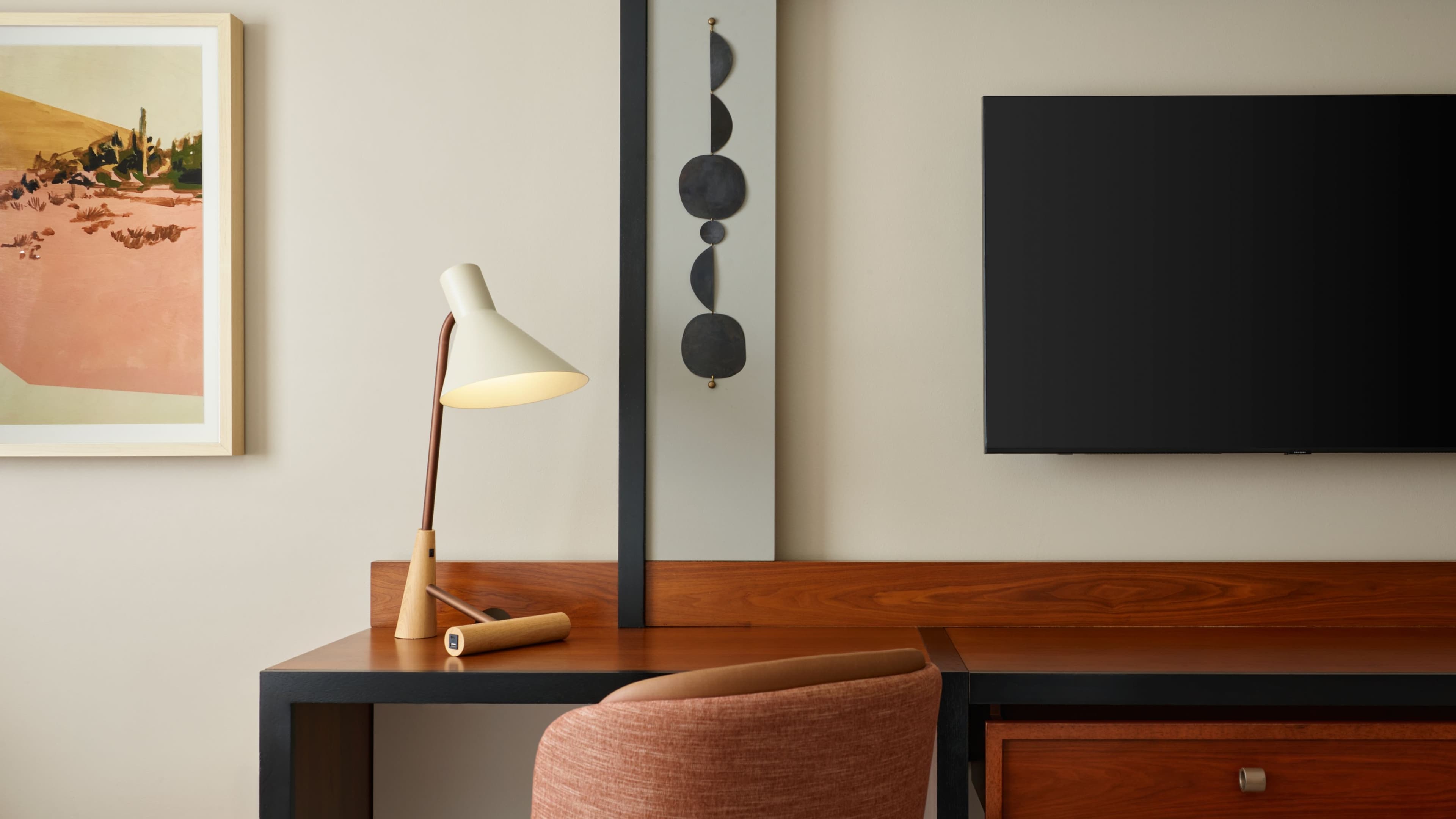 City Lights Room - Image 2