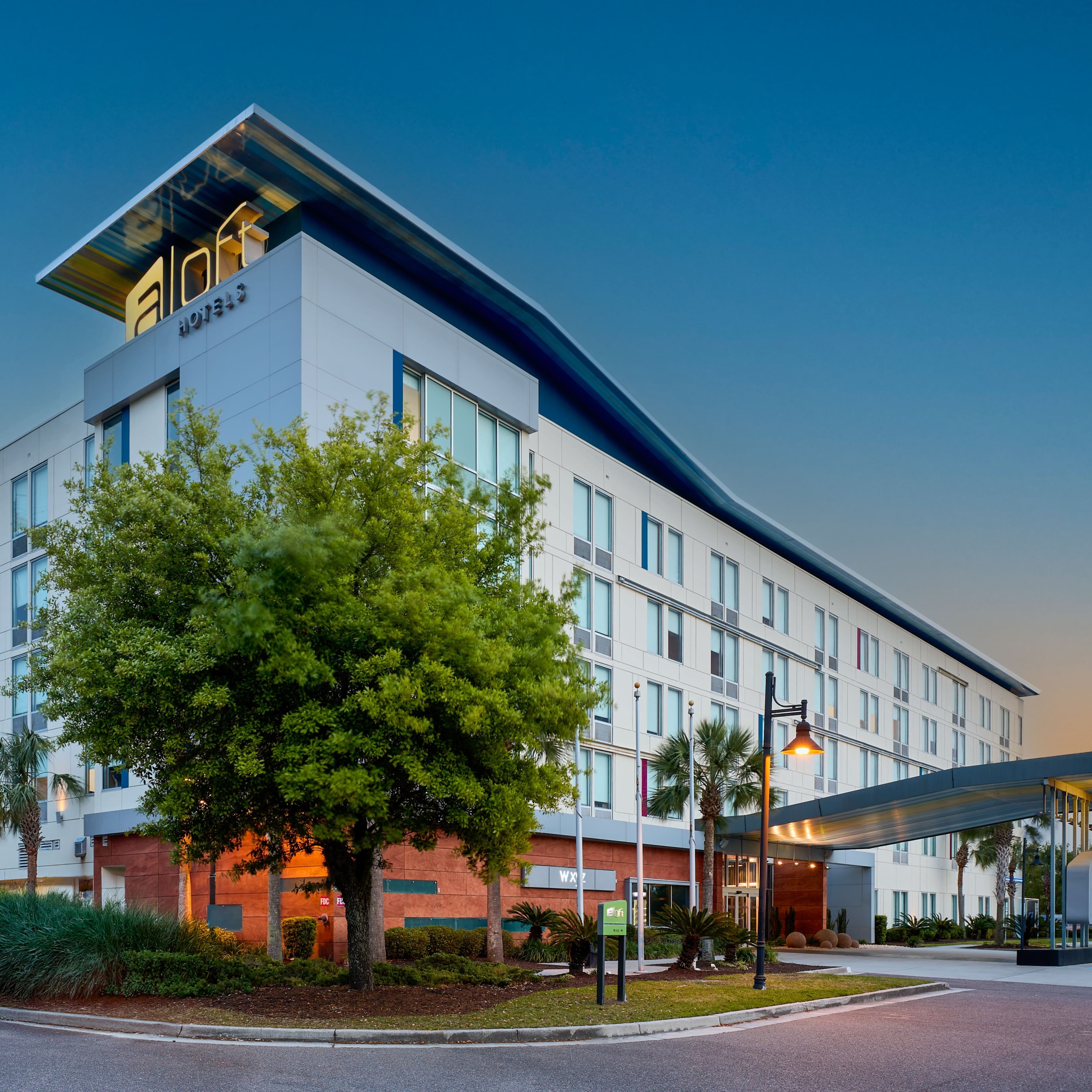 Aloft Charleston Airport & Convention Center
