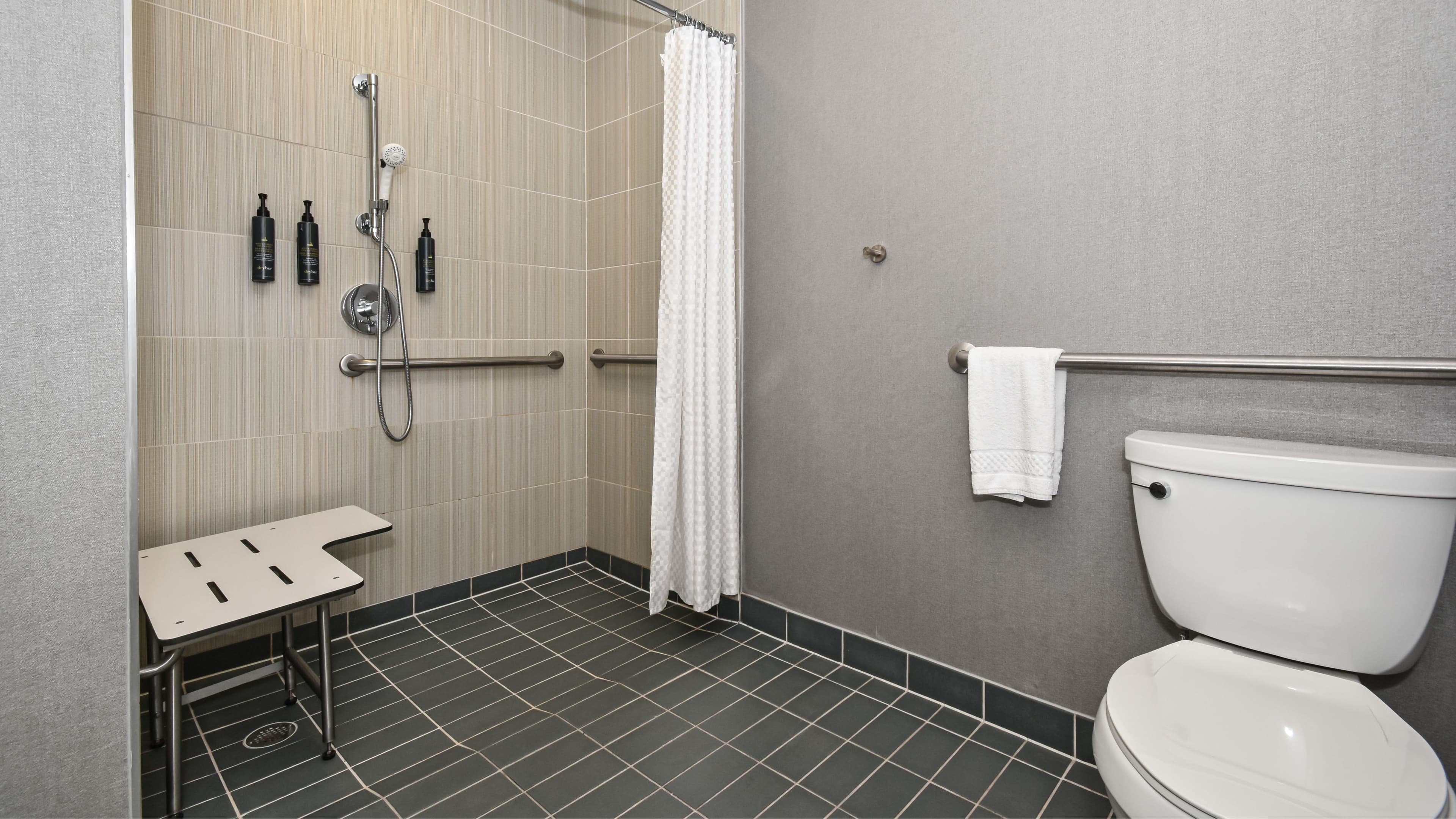 King Guest Room - Image 4