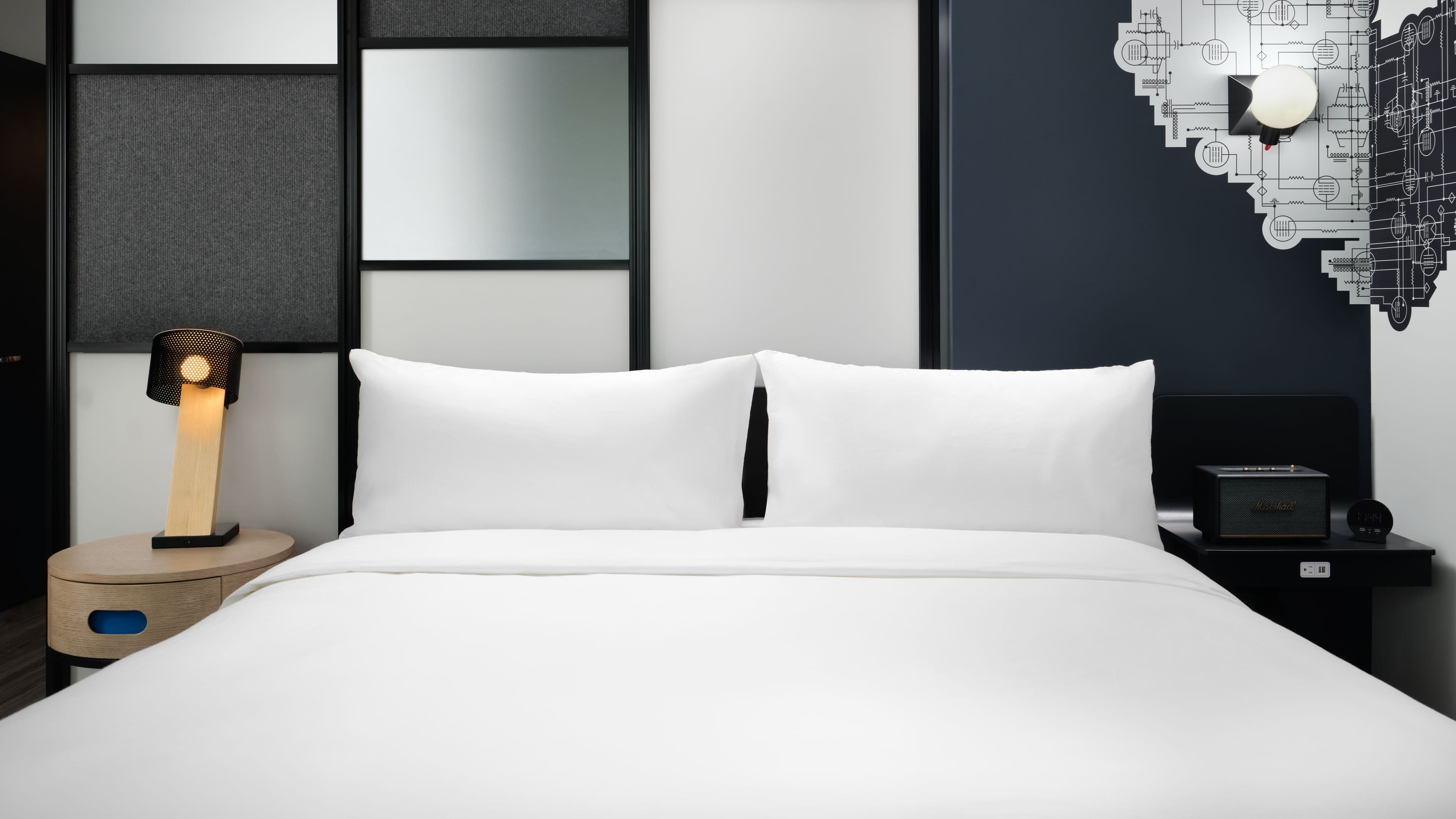 Aloft King - Image 1