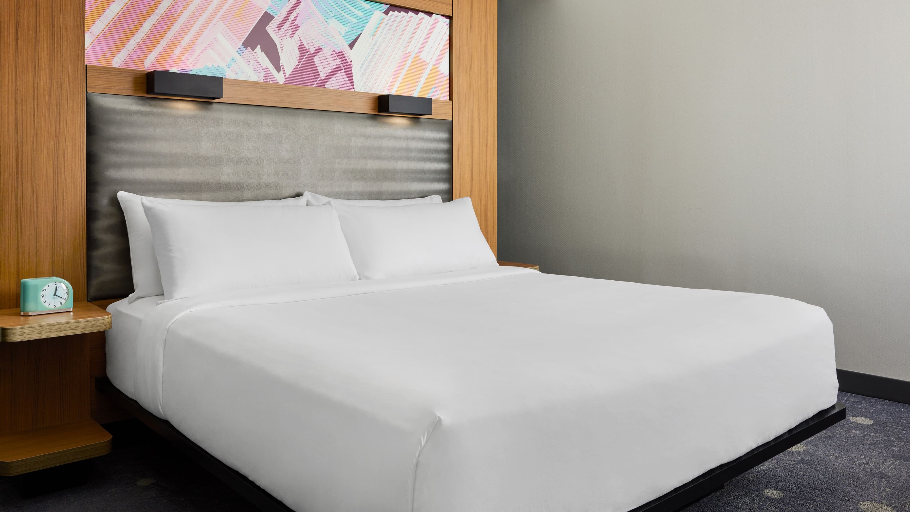 King Guest Room - Image 1