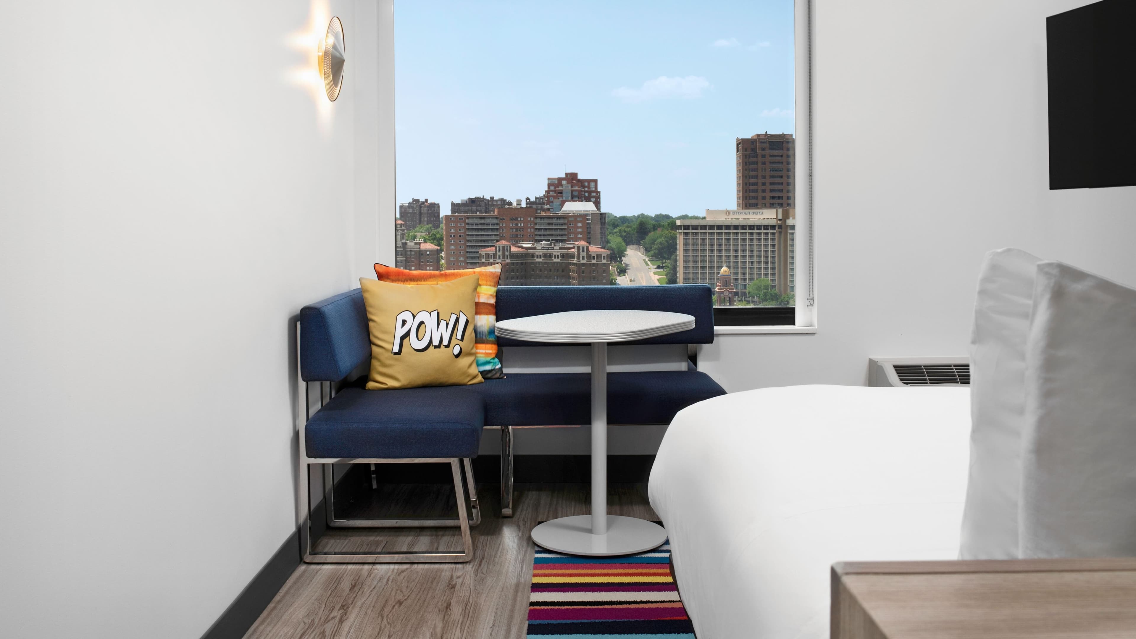 King Guest Room - Image 4