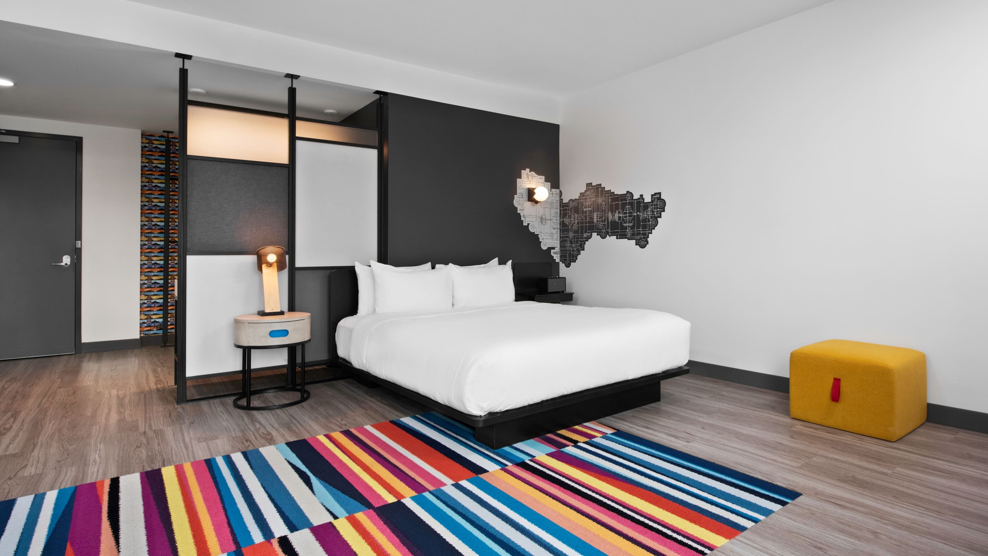 King Guest Room - Image 3