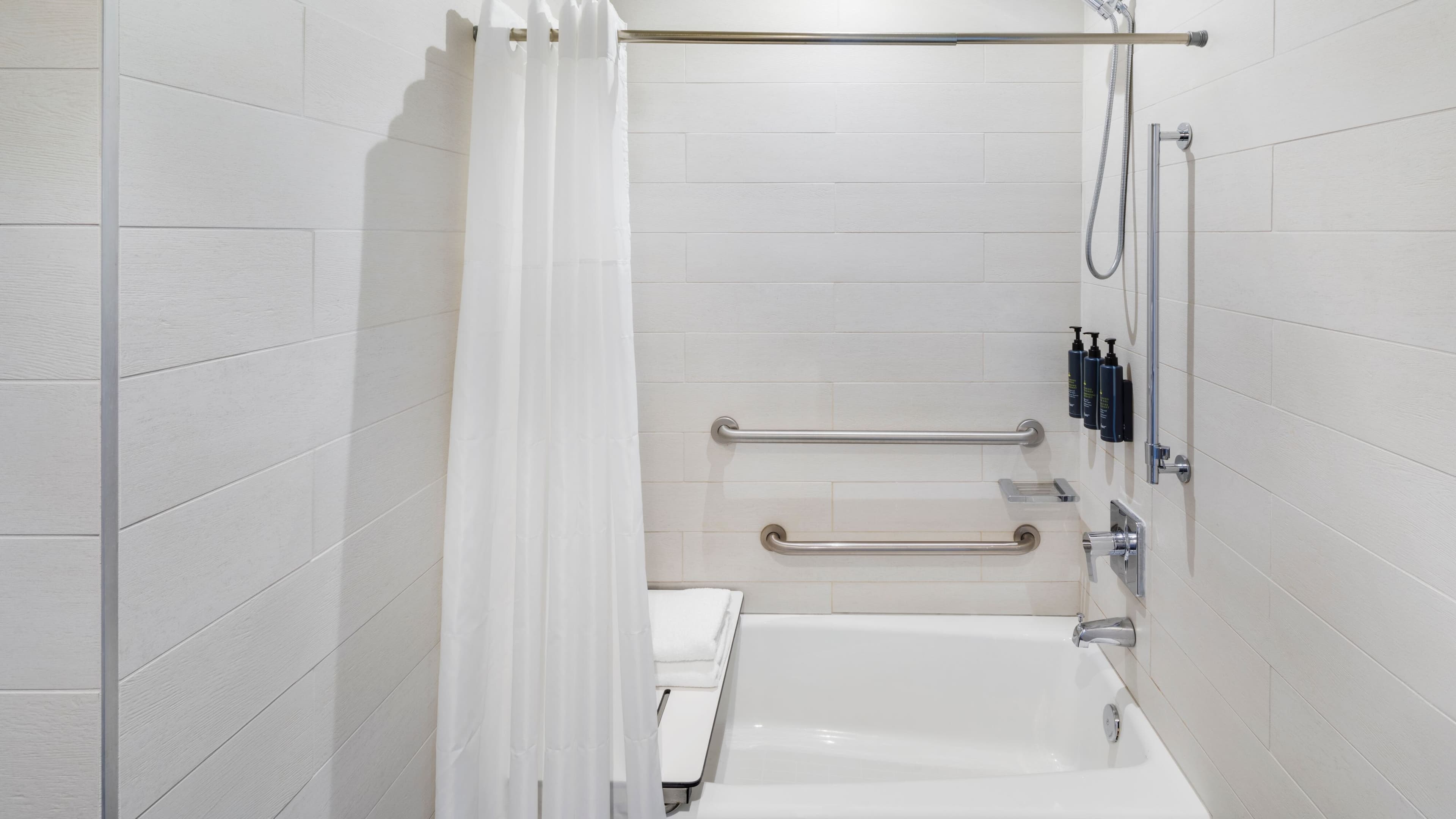 Newly Renovated - Image 4