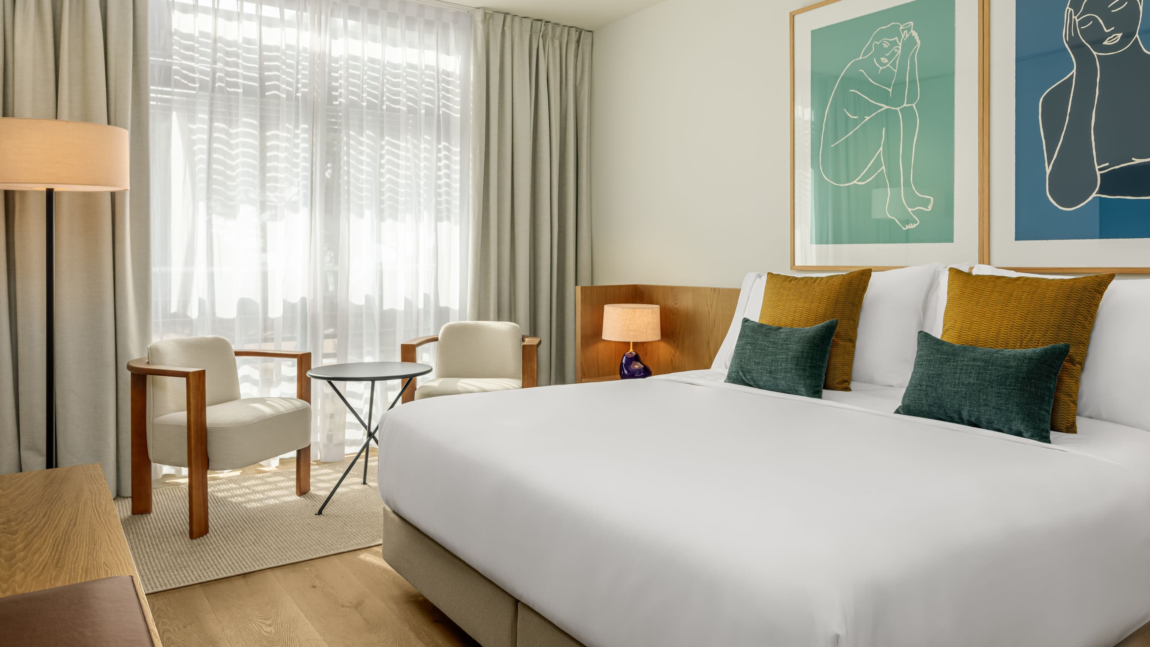 Standard King Garden View - Image 3