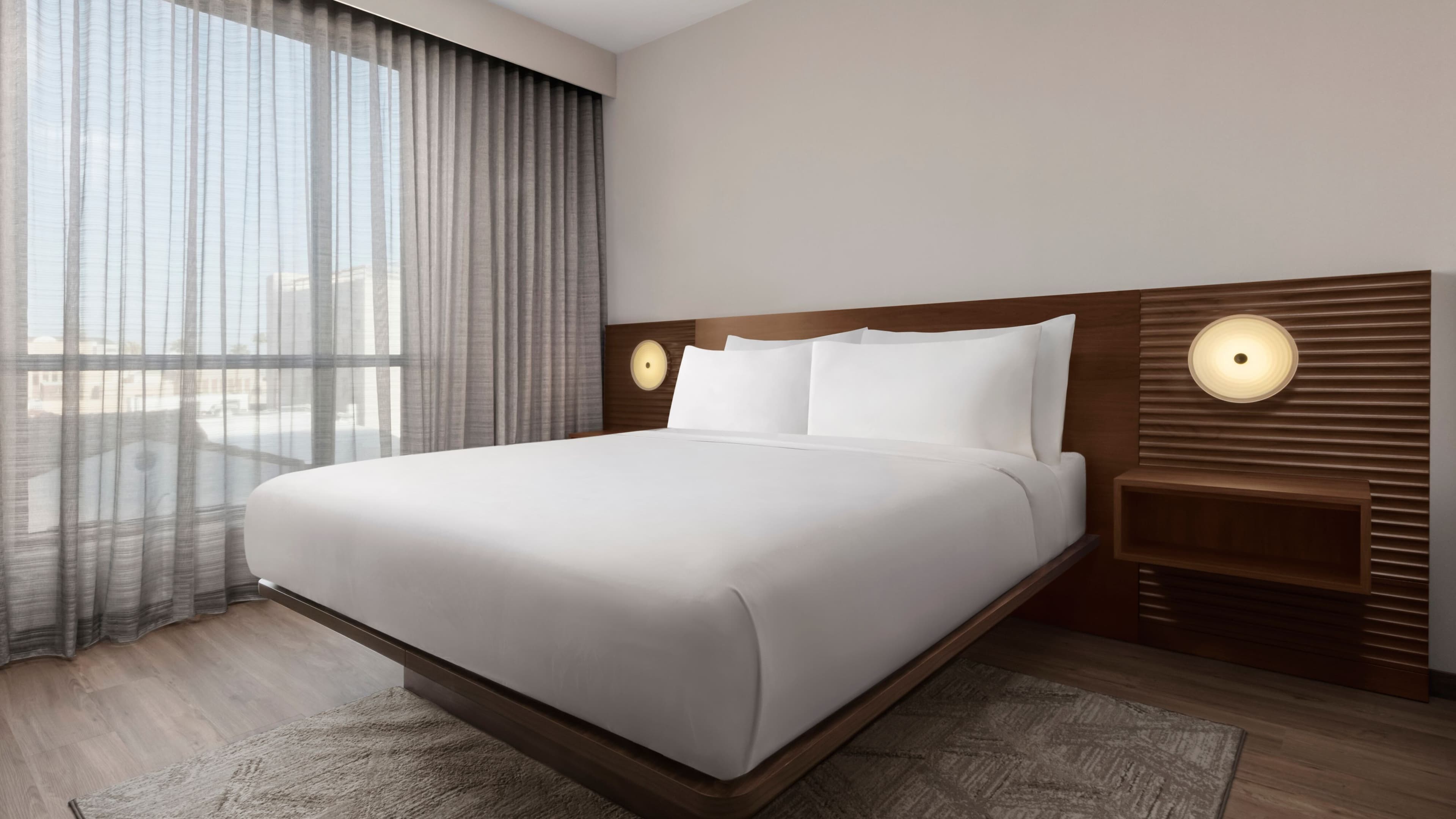 Guest Room King - Image 2