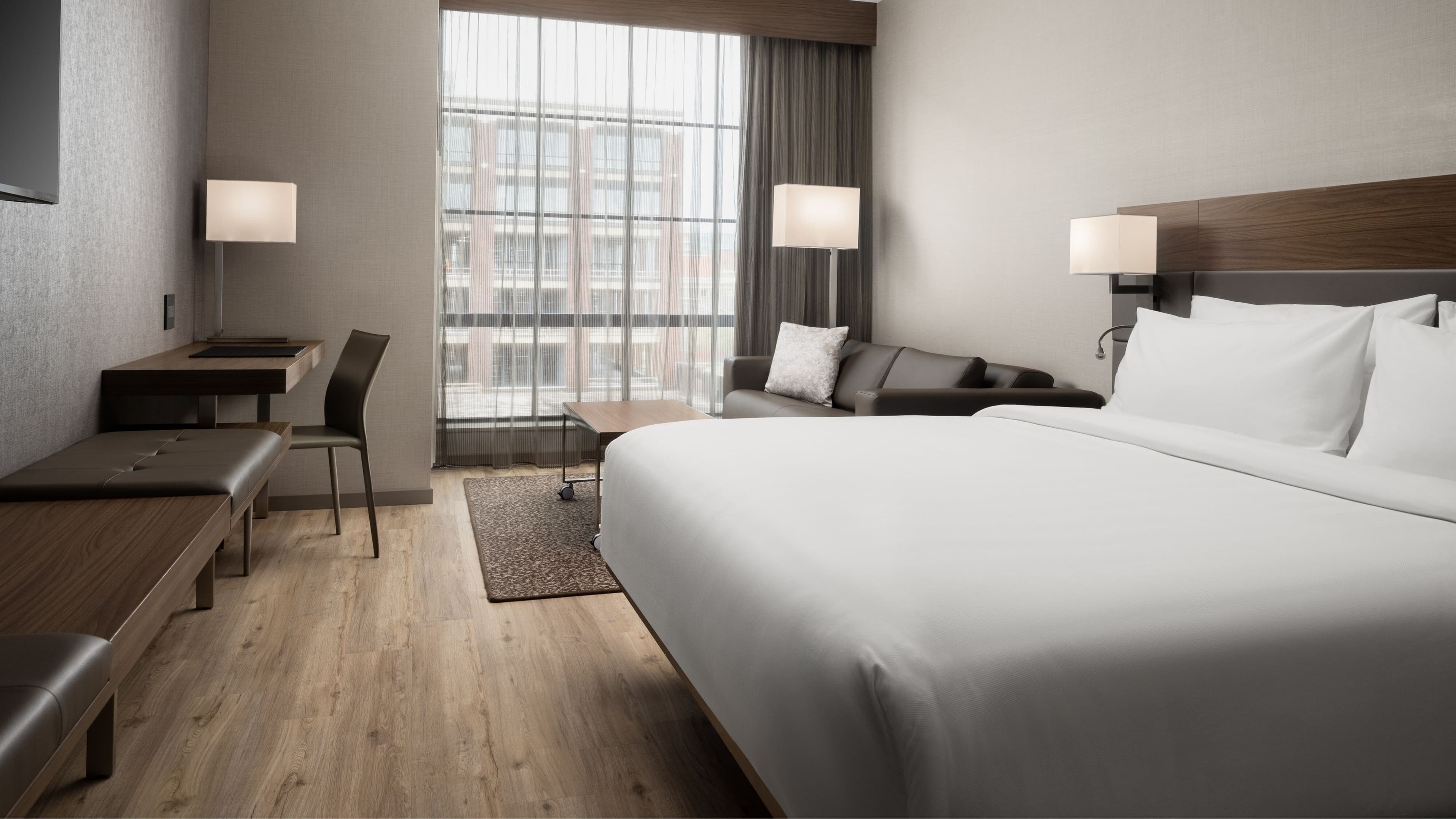 King with Sofa Bed - Image 1