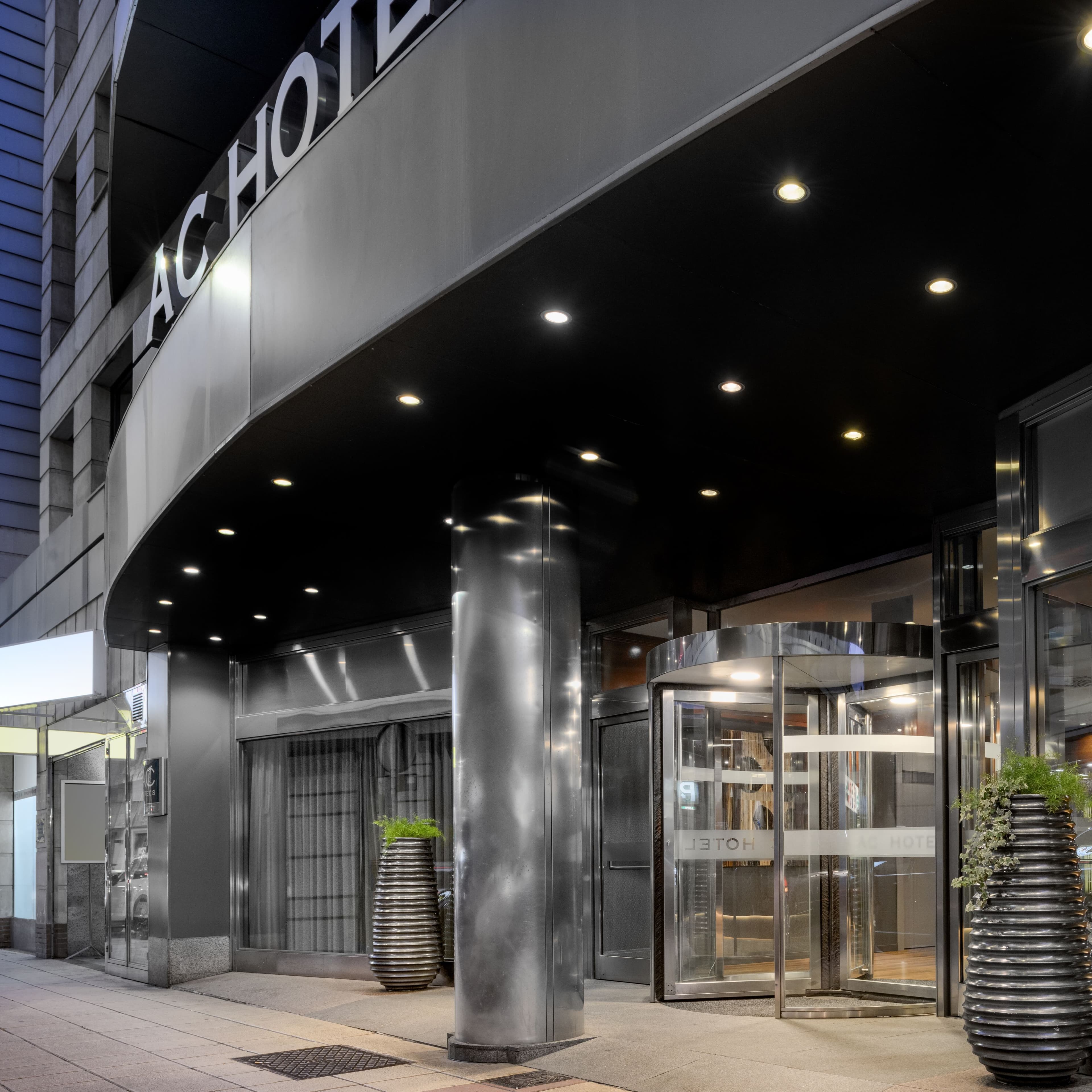 AC Hotel Leon San Antonio