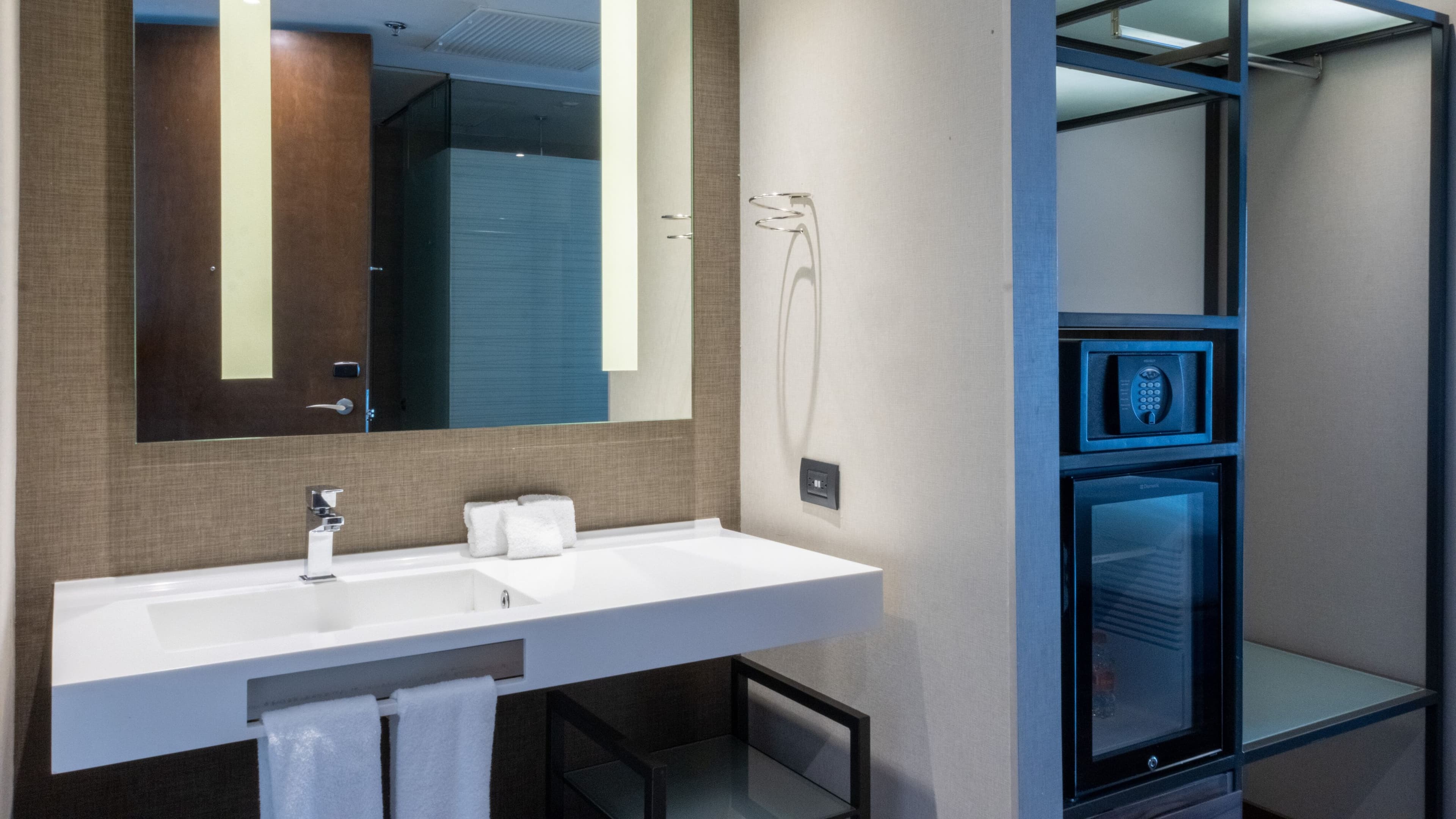 Lifestyle Room - Image 7