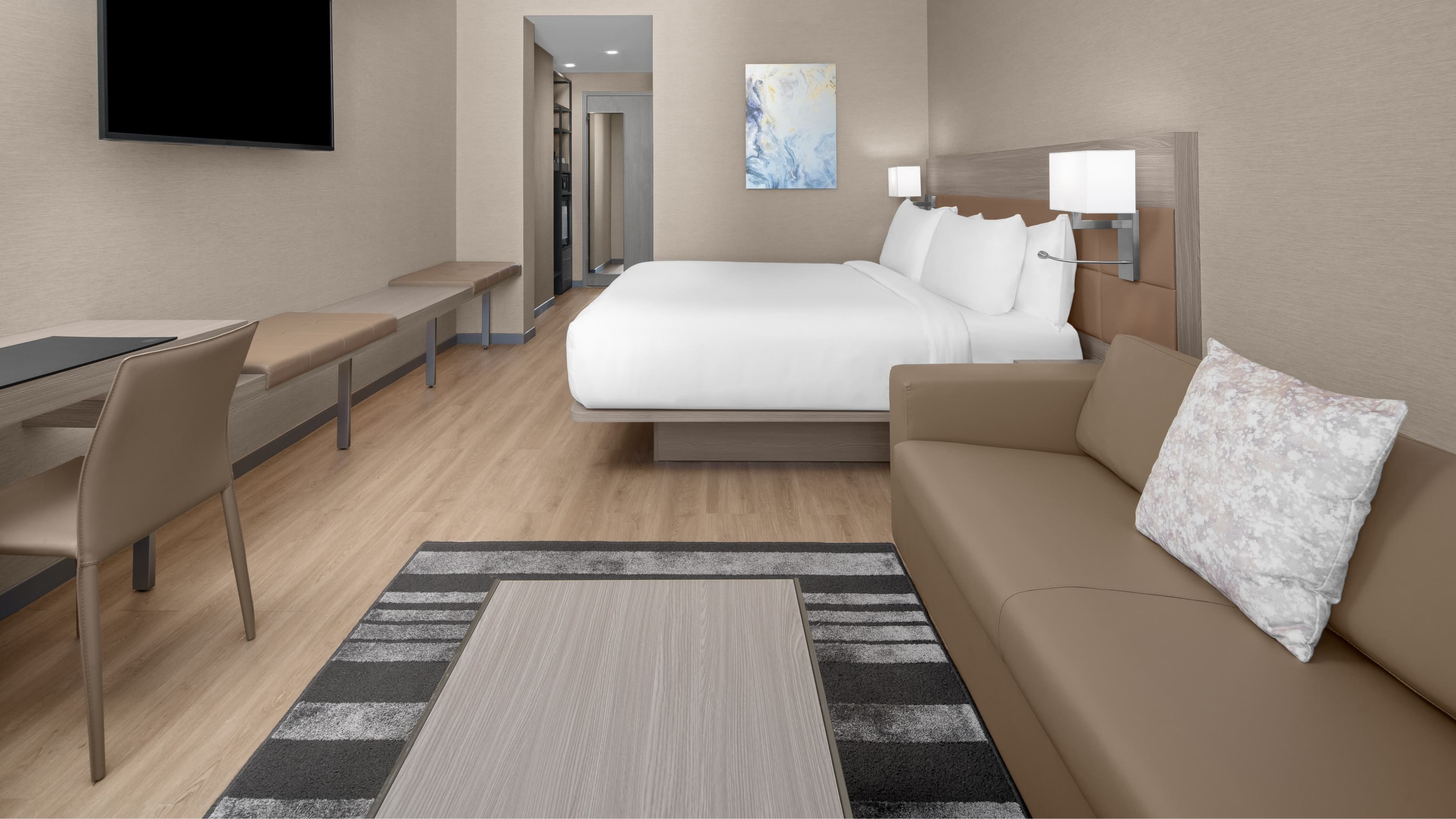 King Guest Room - Image 2