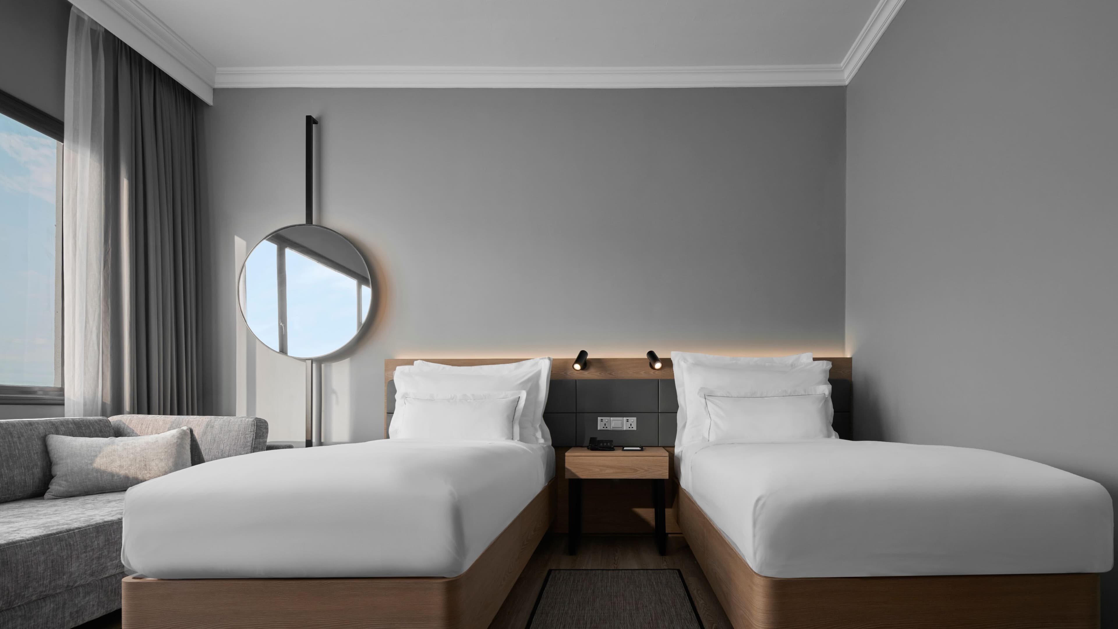 Prime Deluxe Twin - Image 1