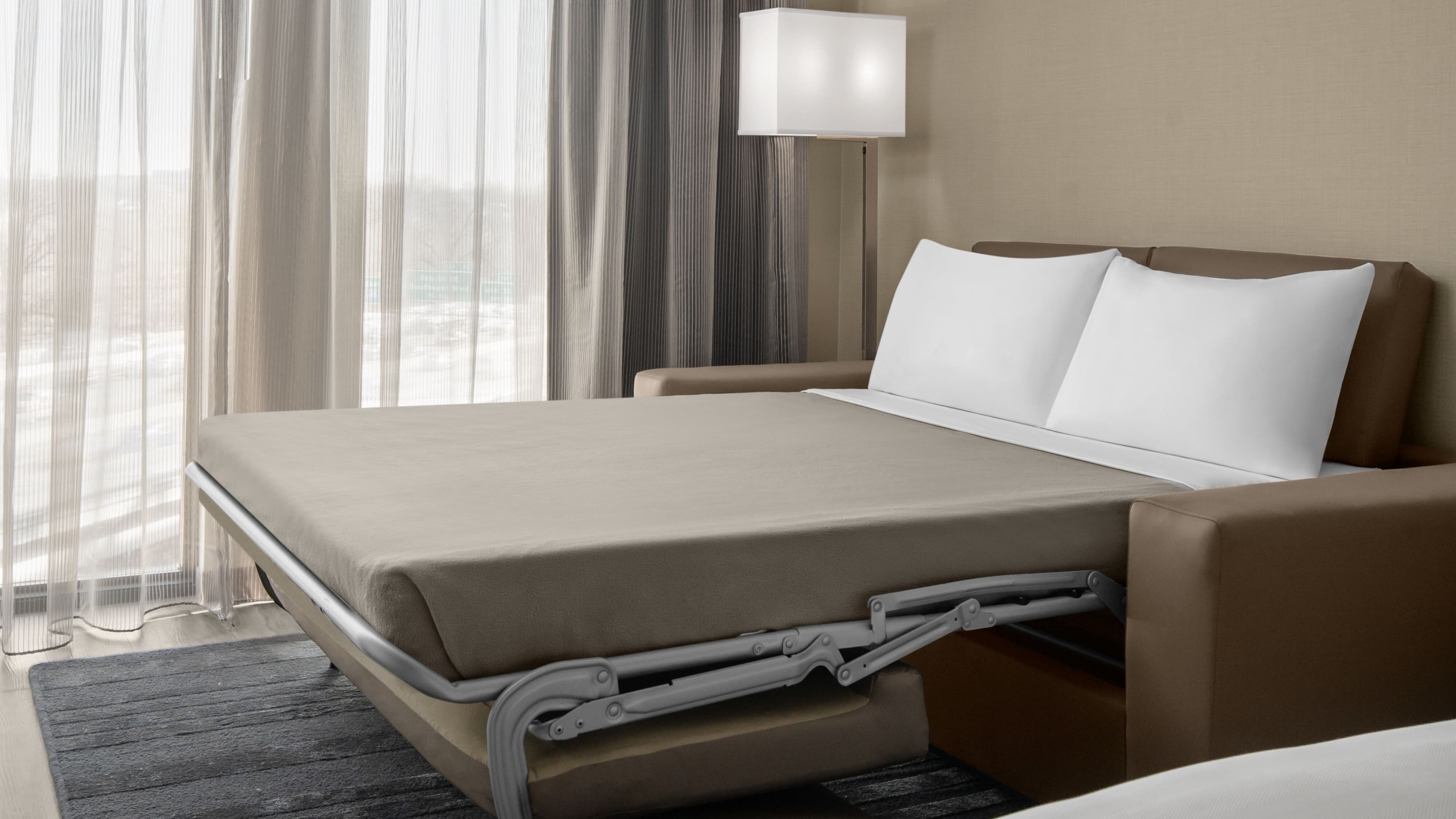 King Guest Room - Image 5